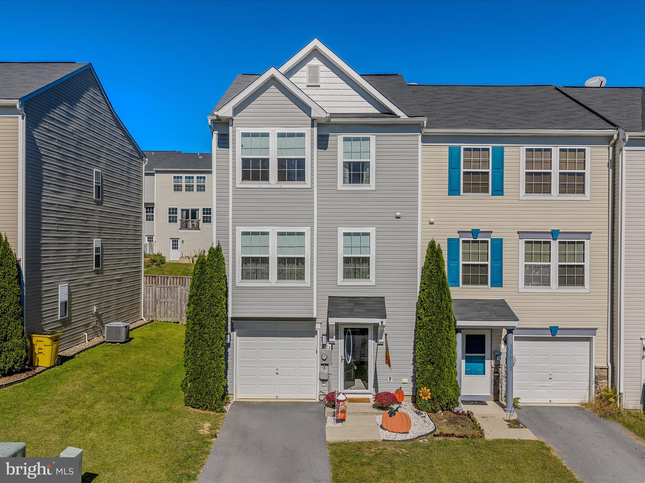 STONEBROOK VILLAGE - Residential