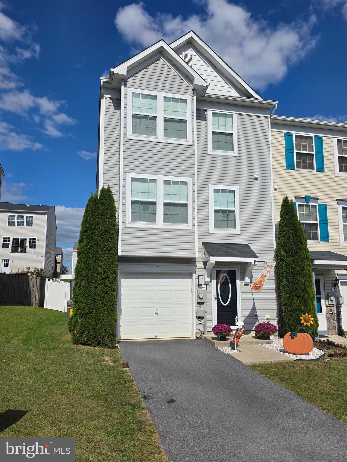 STONEBROOK VILLAGE - Residential