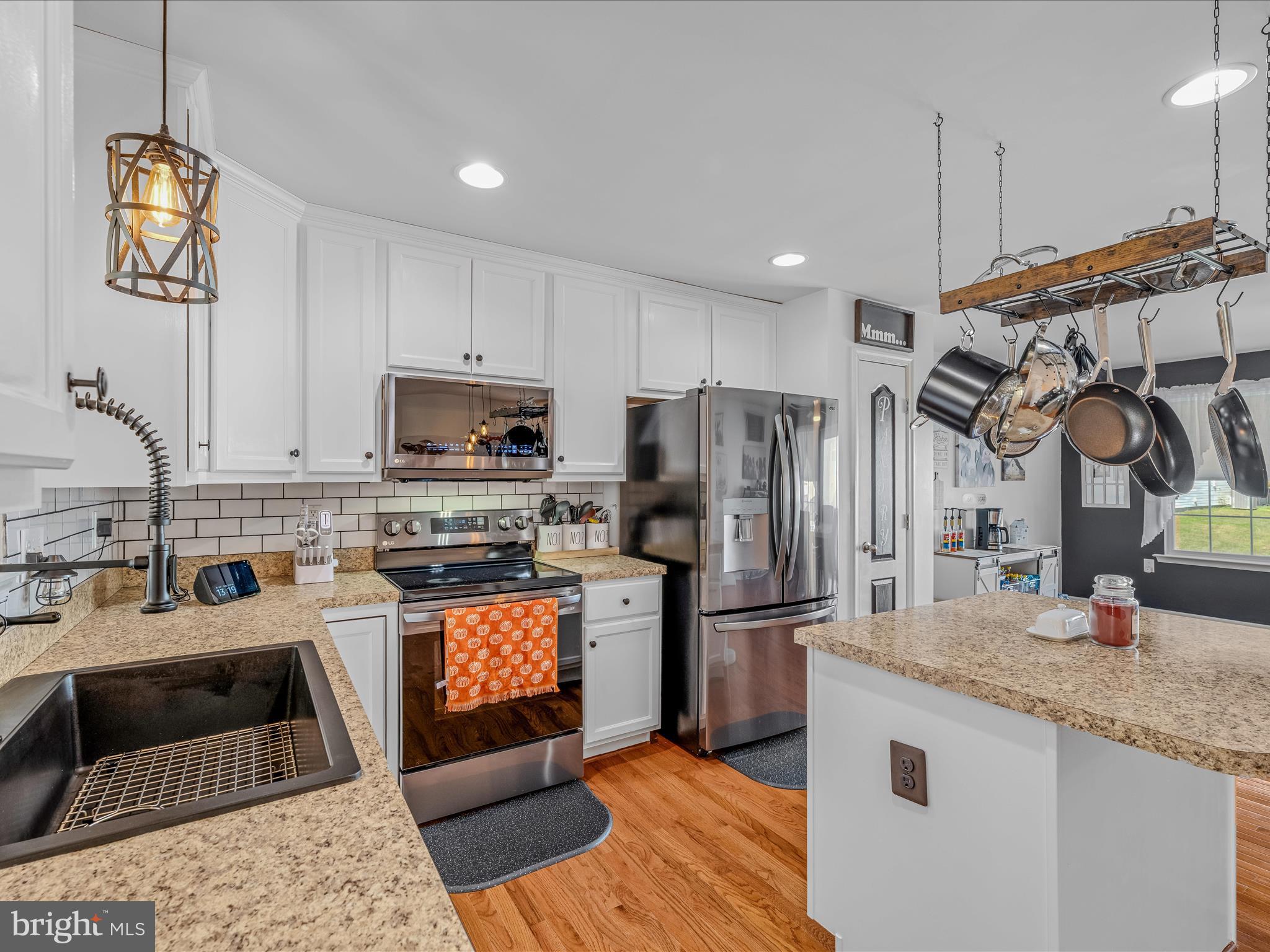 STONEBROOK VILLAGE - Residential