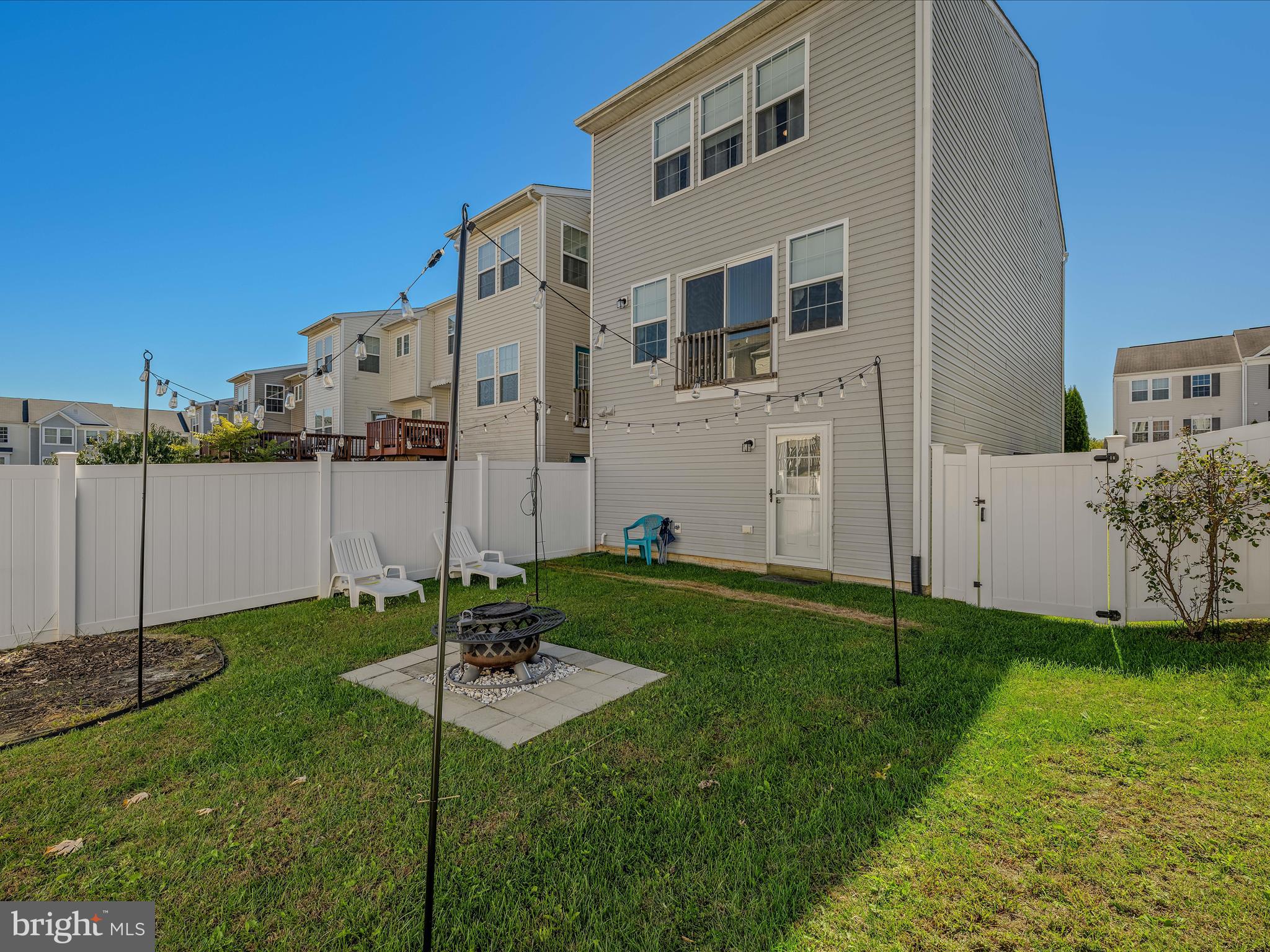 STONEBROOK VILLAGE - Residential