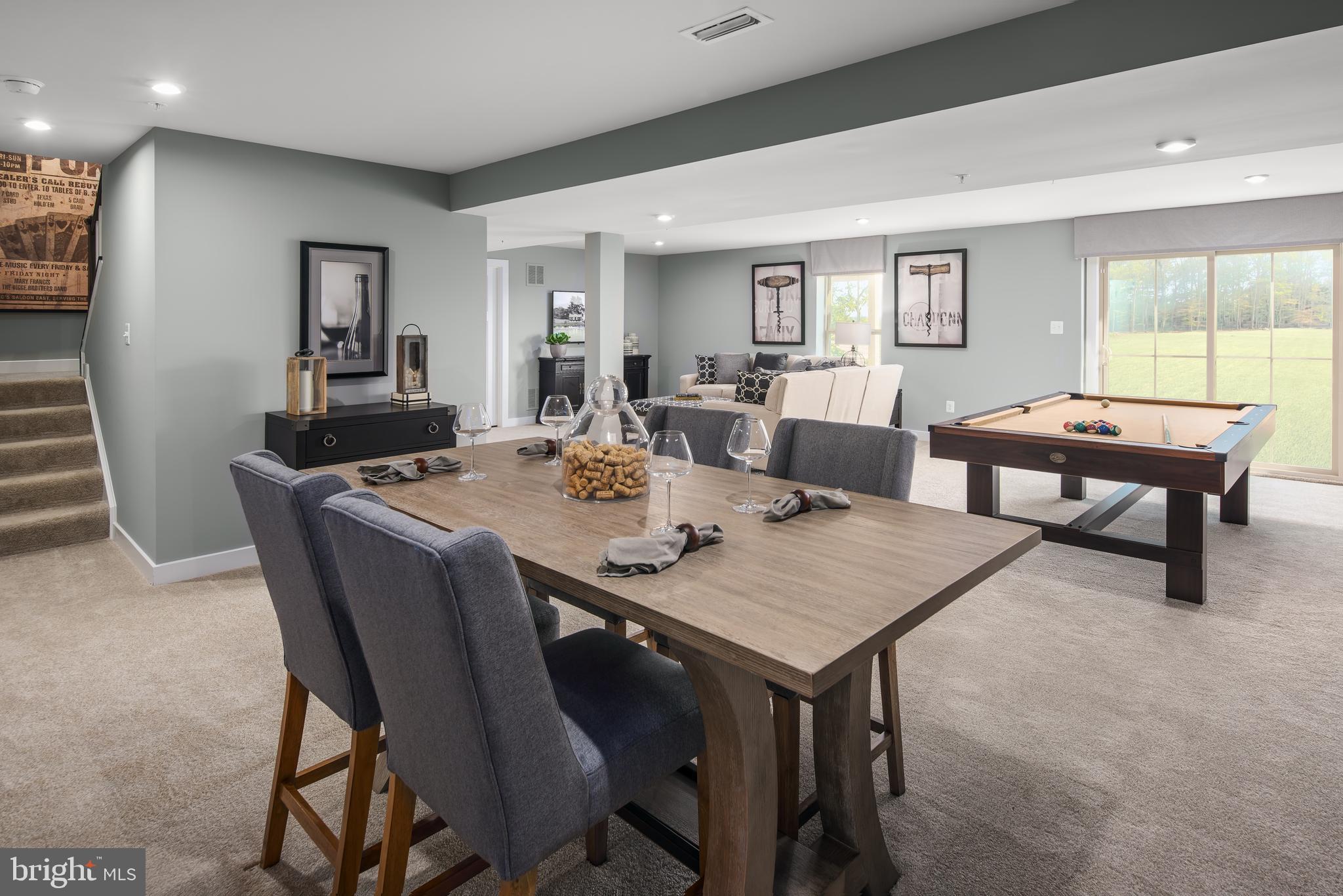 HERITAGE WOODS - Residential