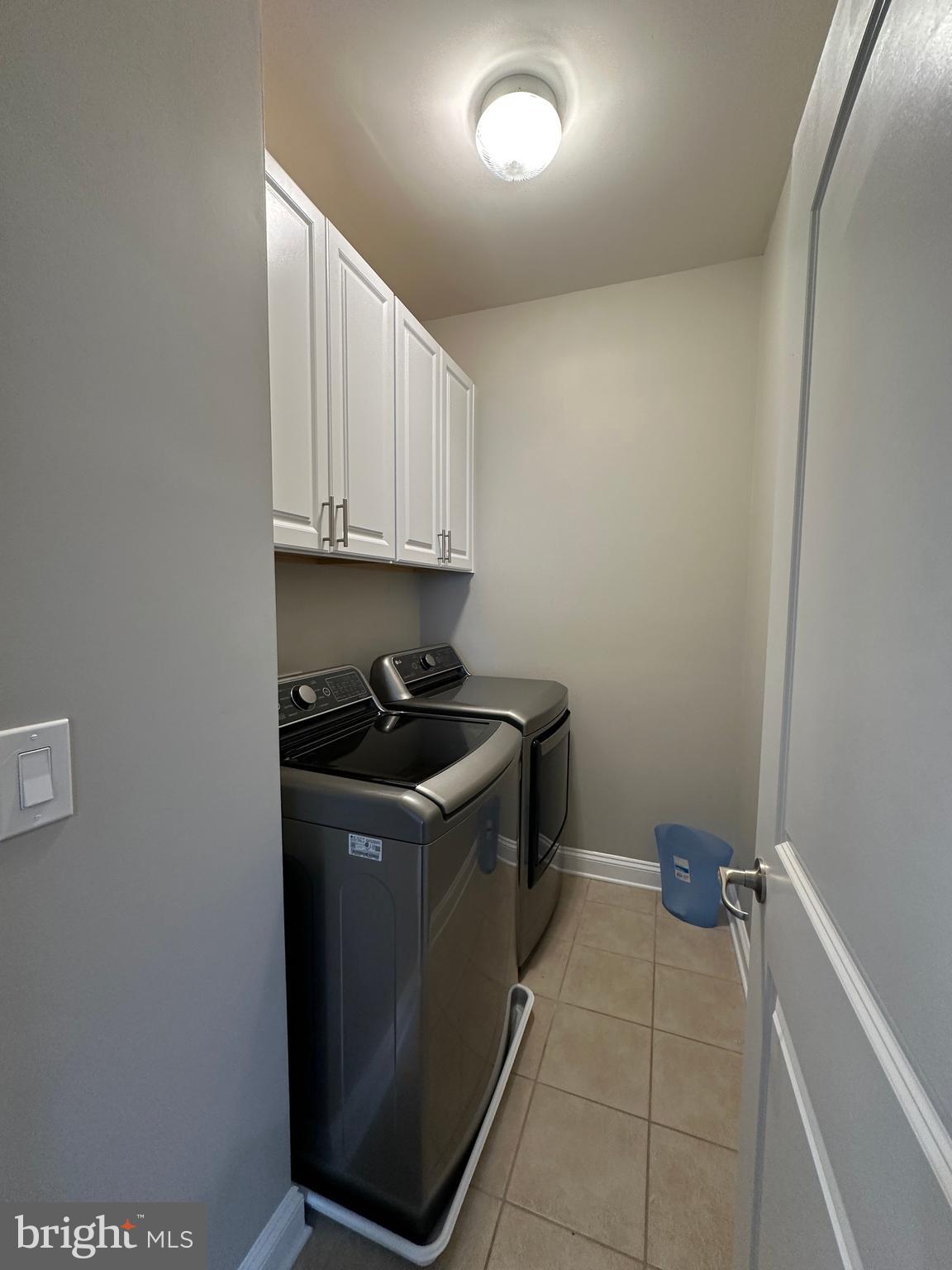 ALEXANDERS CHASE - Residential Lease