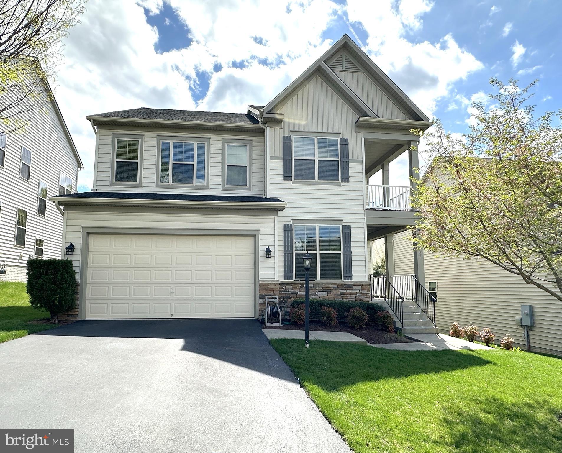 ALEXANDERS CHASE - Residential Lease