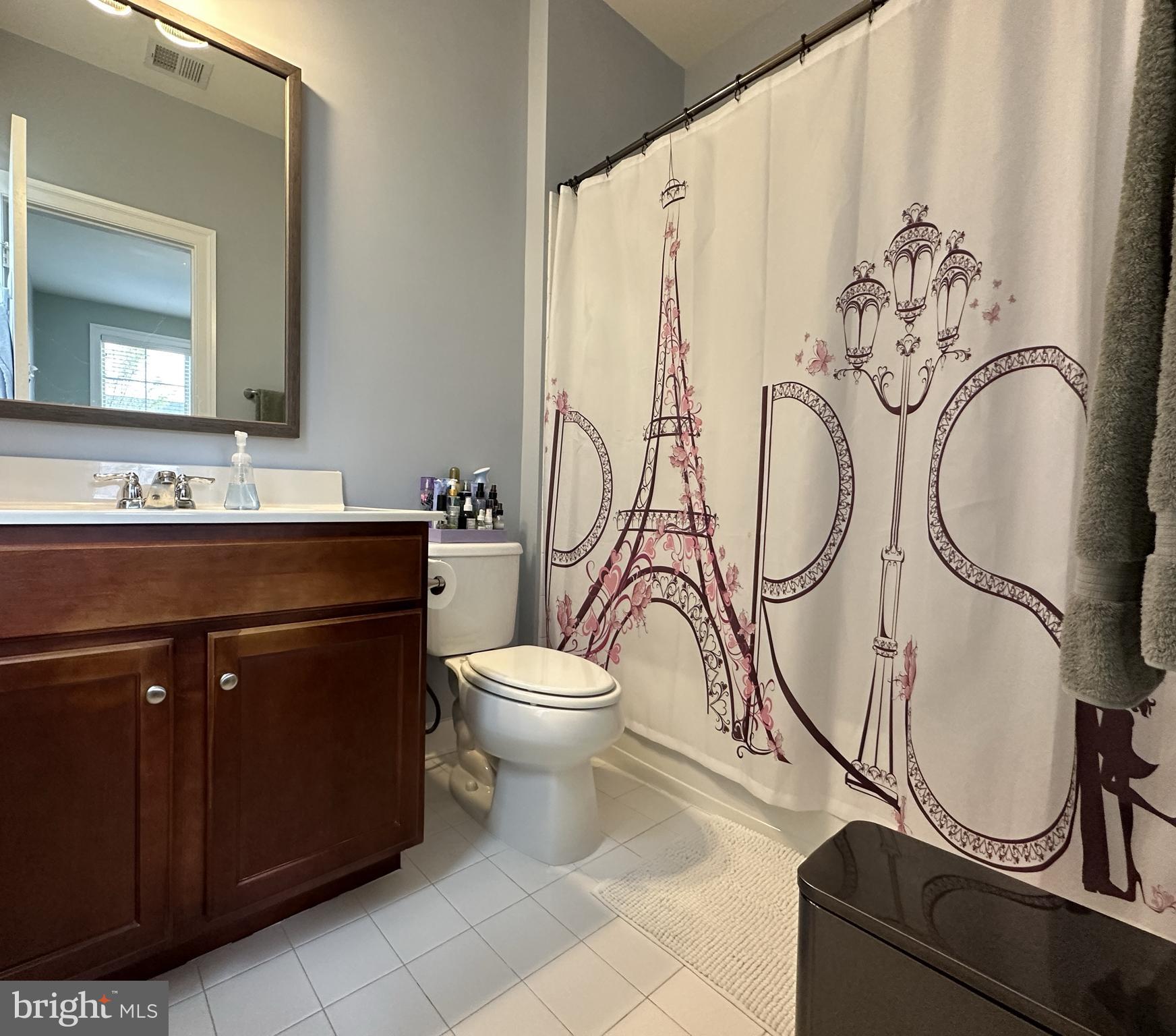 ALEXANDERS CHASE - Residential Lease