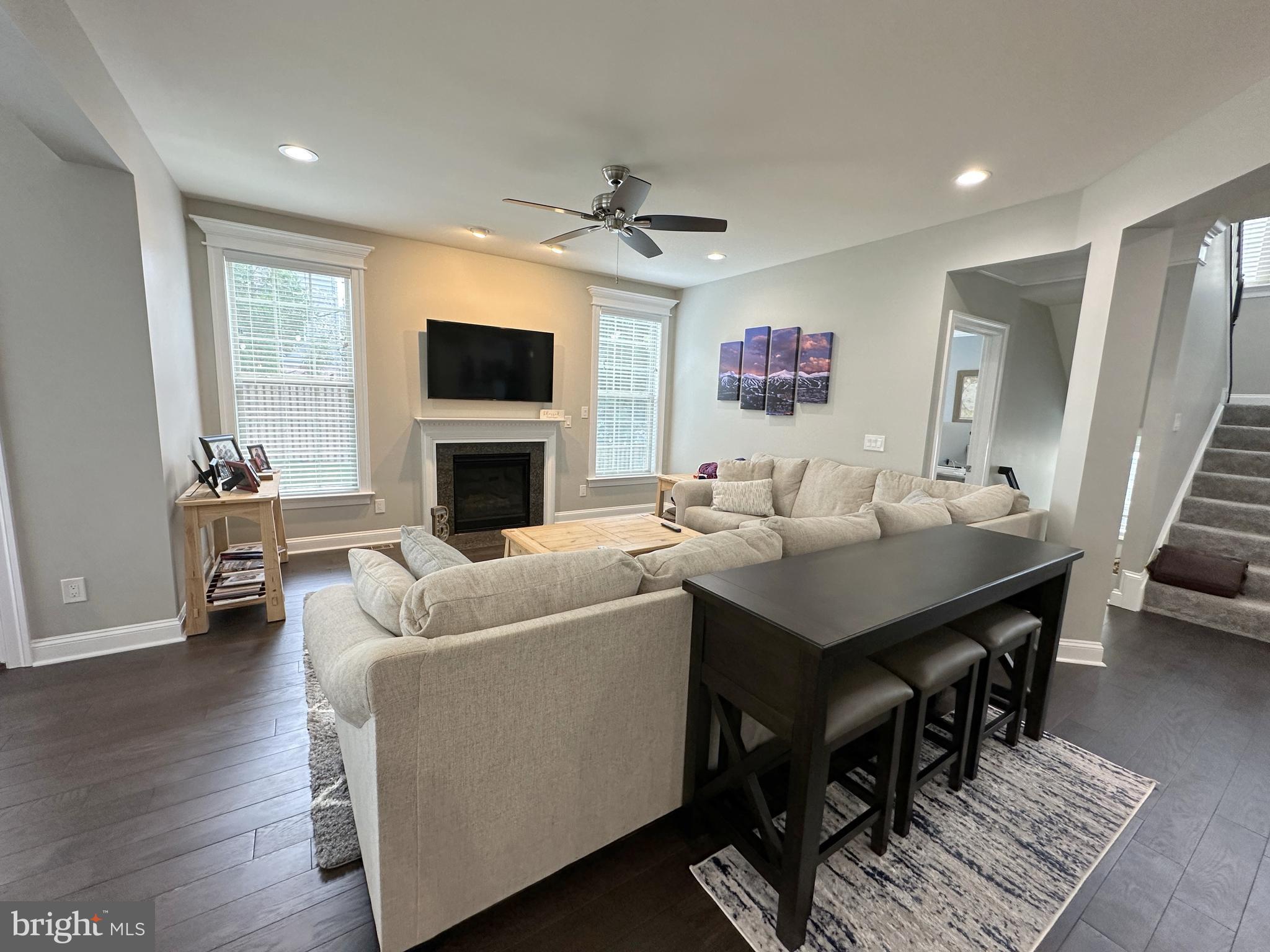 ALEXANDERS CHASE - Residential Lease