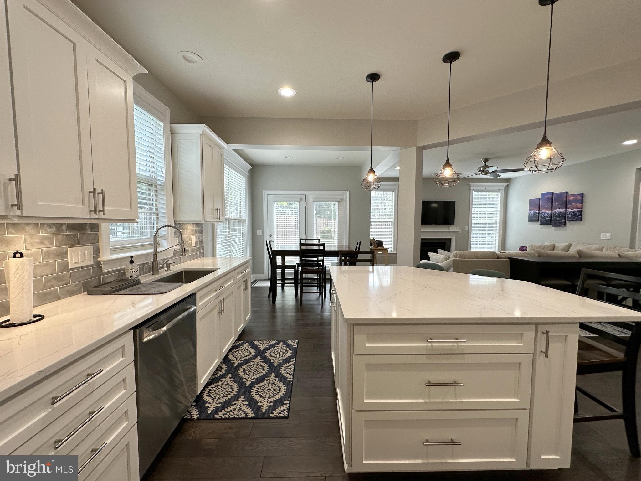 ALEXANDERS CHASE - Residential Lease