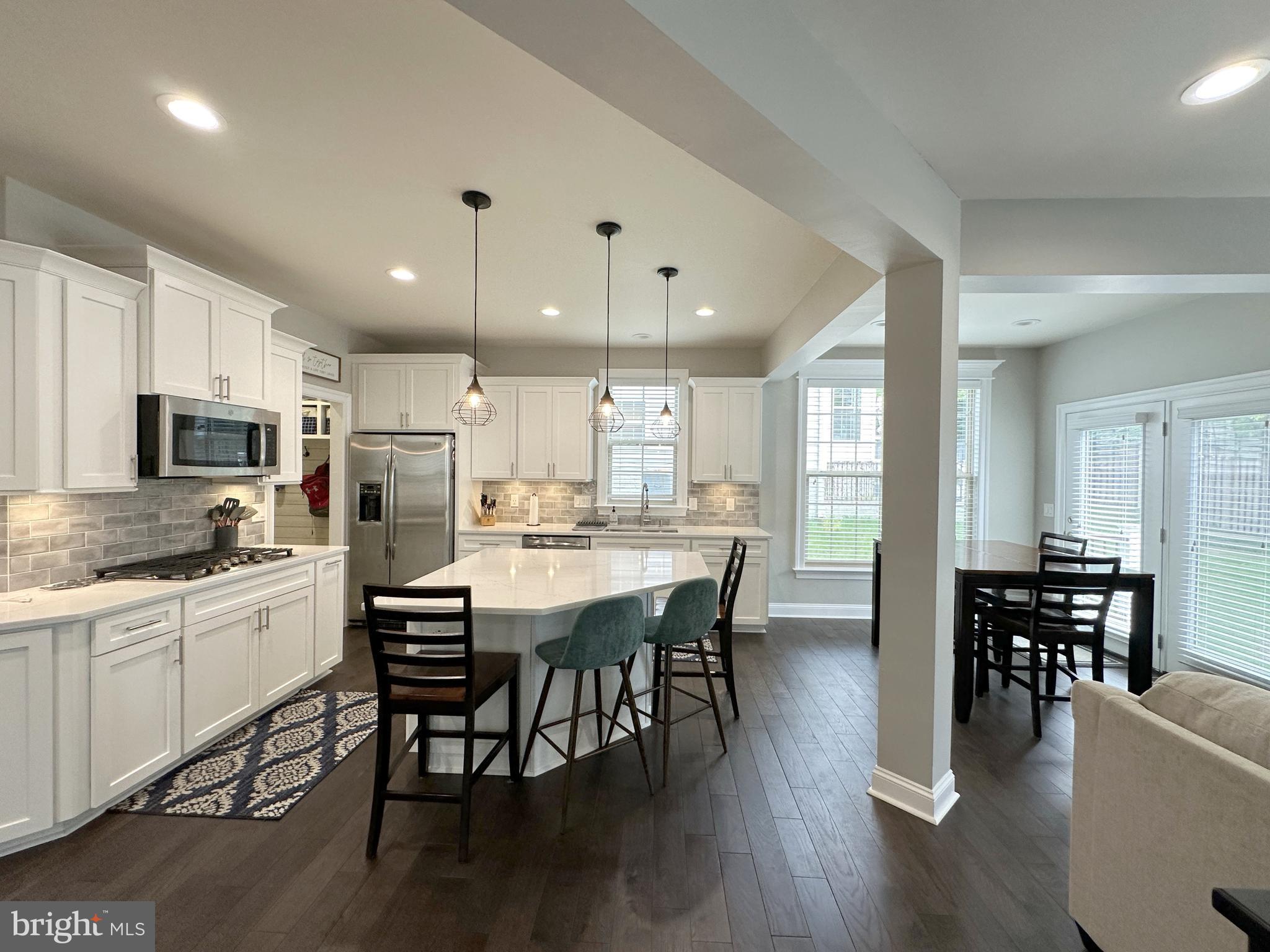 ALEXANDERS CHASE - Residential Lease