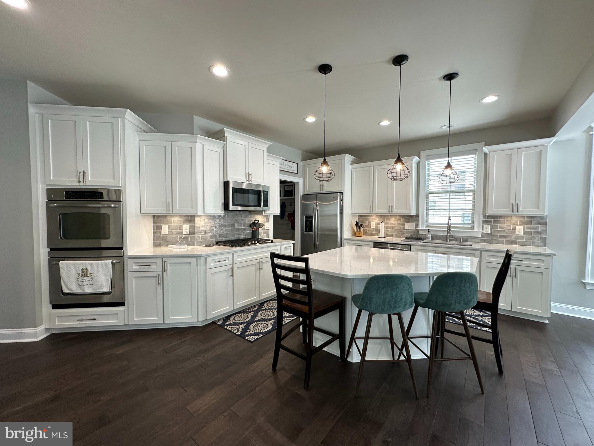 ALEXANDERS CHASE - Residential Lease