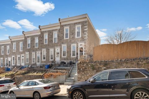 Townhouse For Sale - 4618 Smick Street<br/> PHILADELPHIA, PA 19127