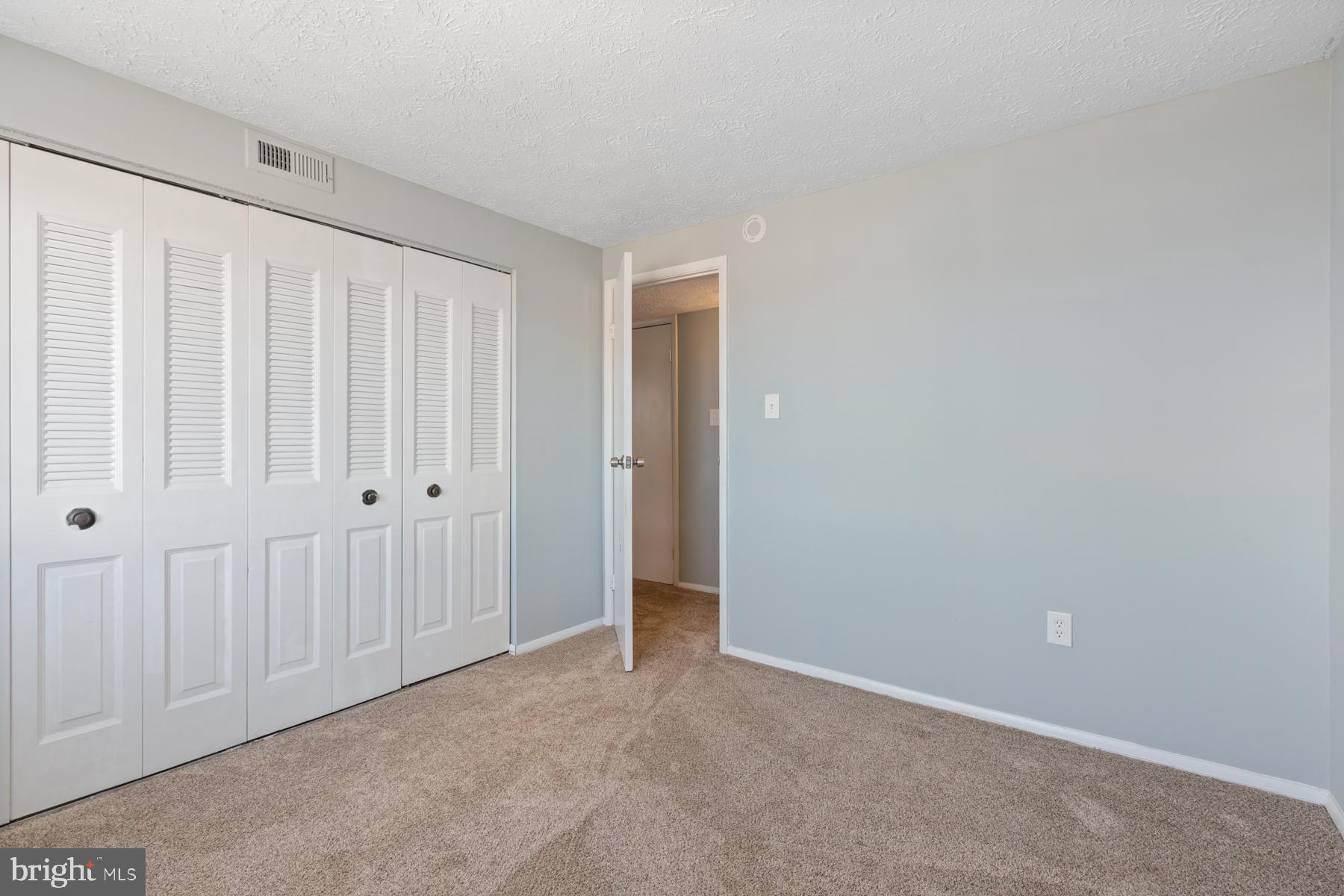 AMBERTOWNE - Residential