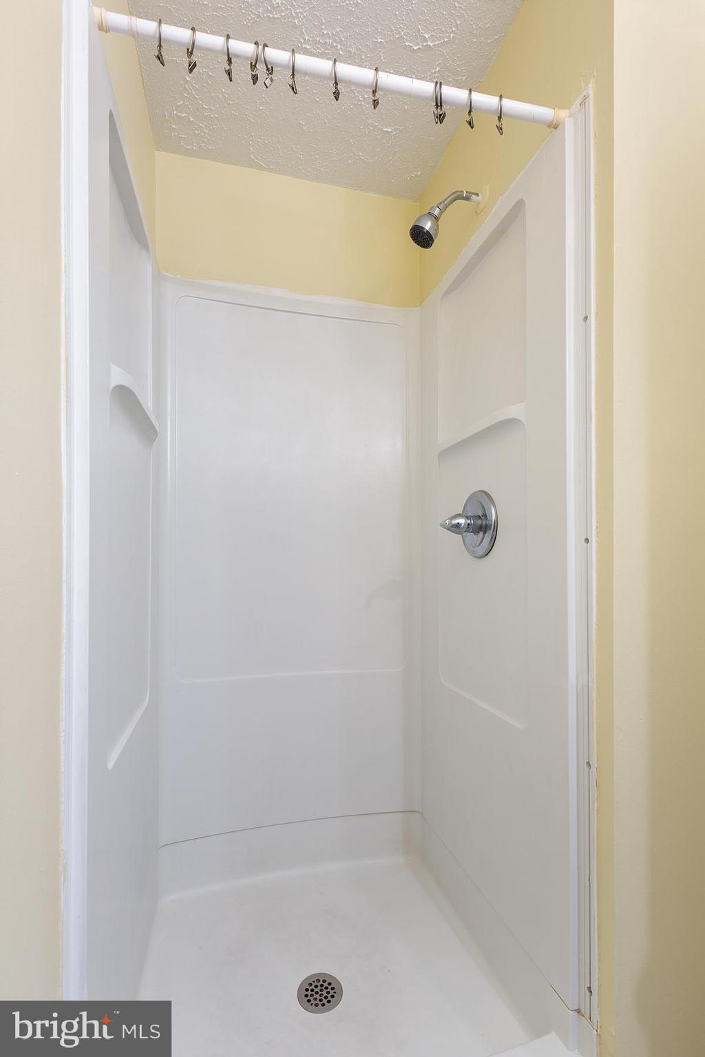 AMBERTOWNE - Residential