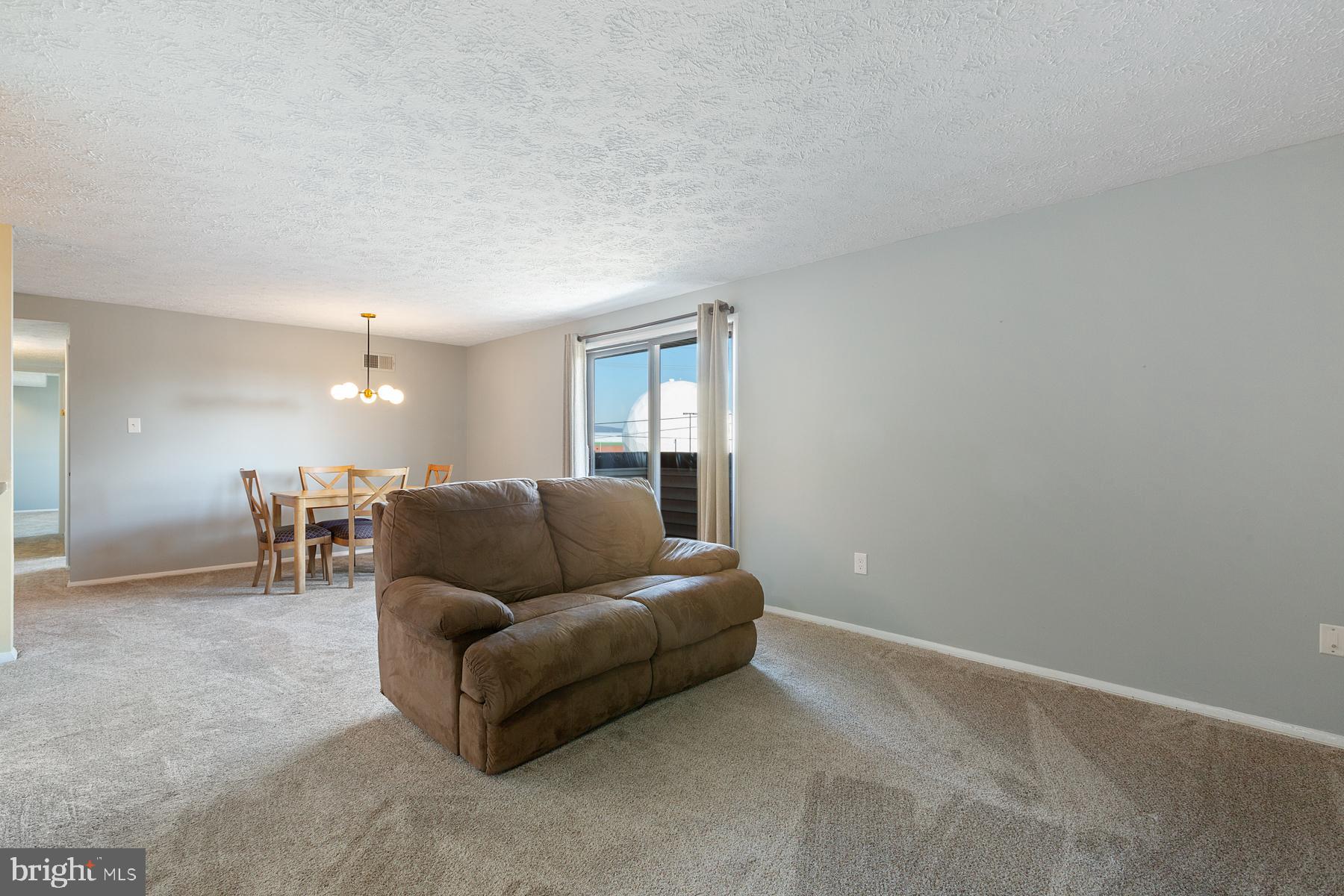 AMBERTOWNE - Residential