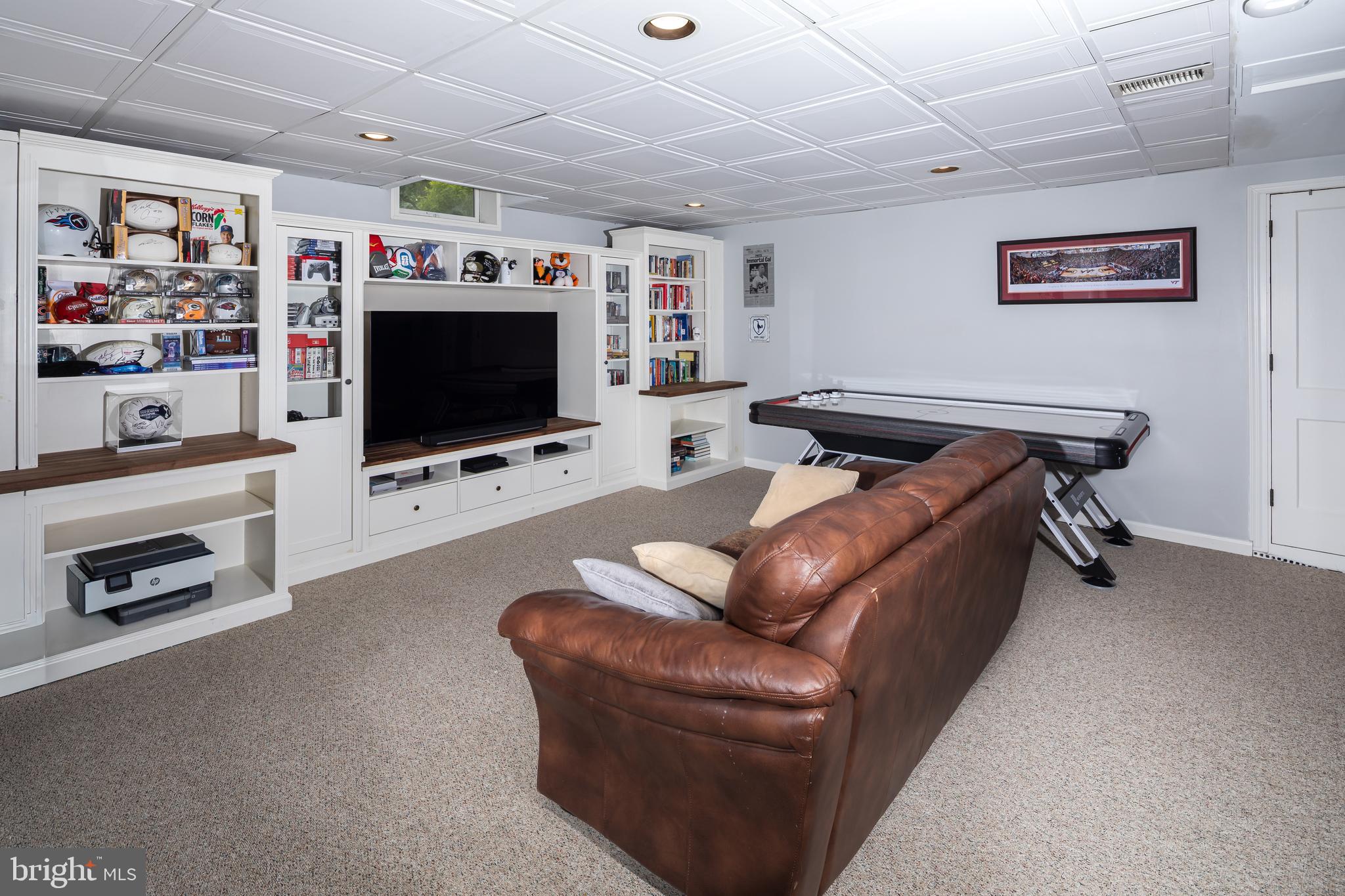 DEEPDALE - Residential