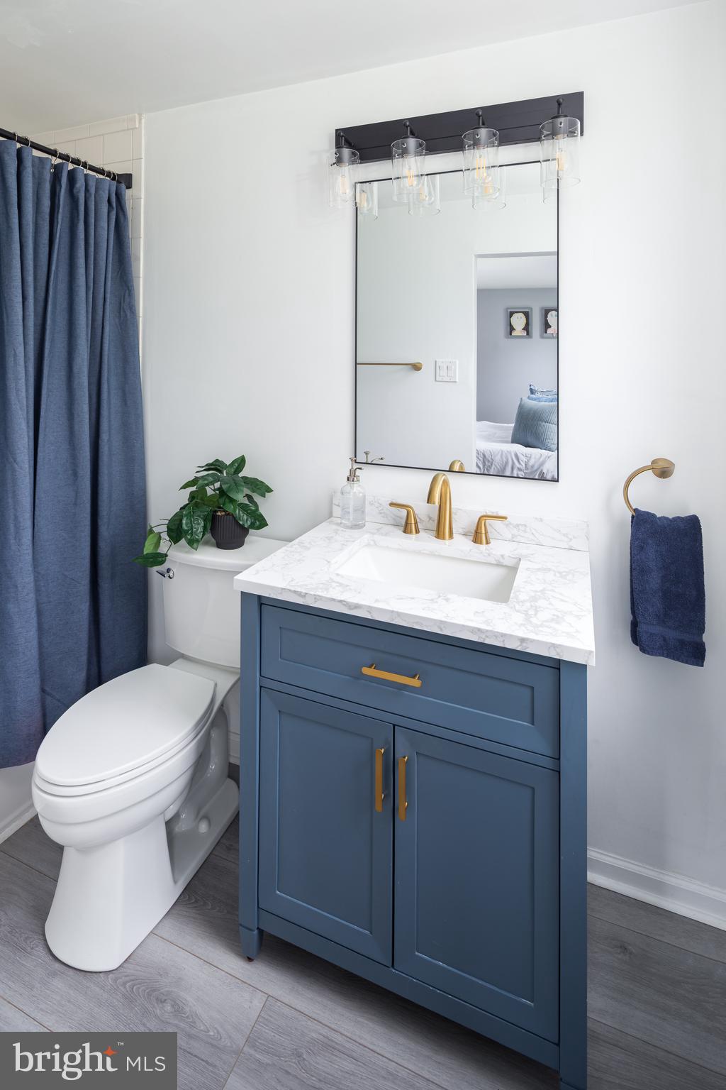 DEEPDALE - Residential