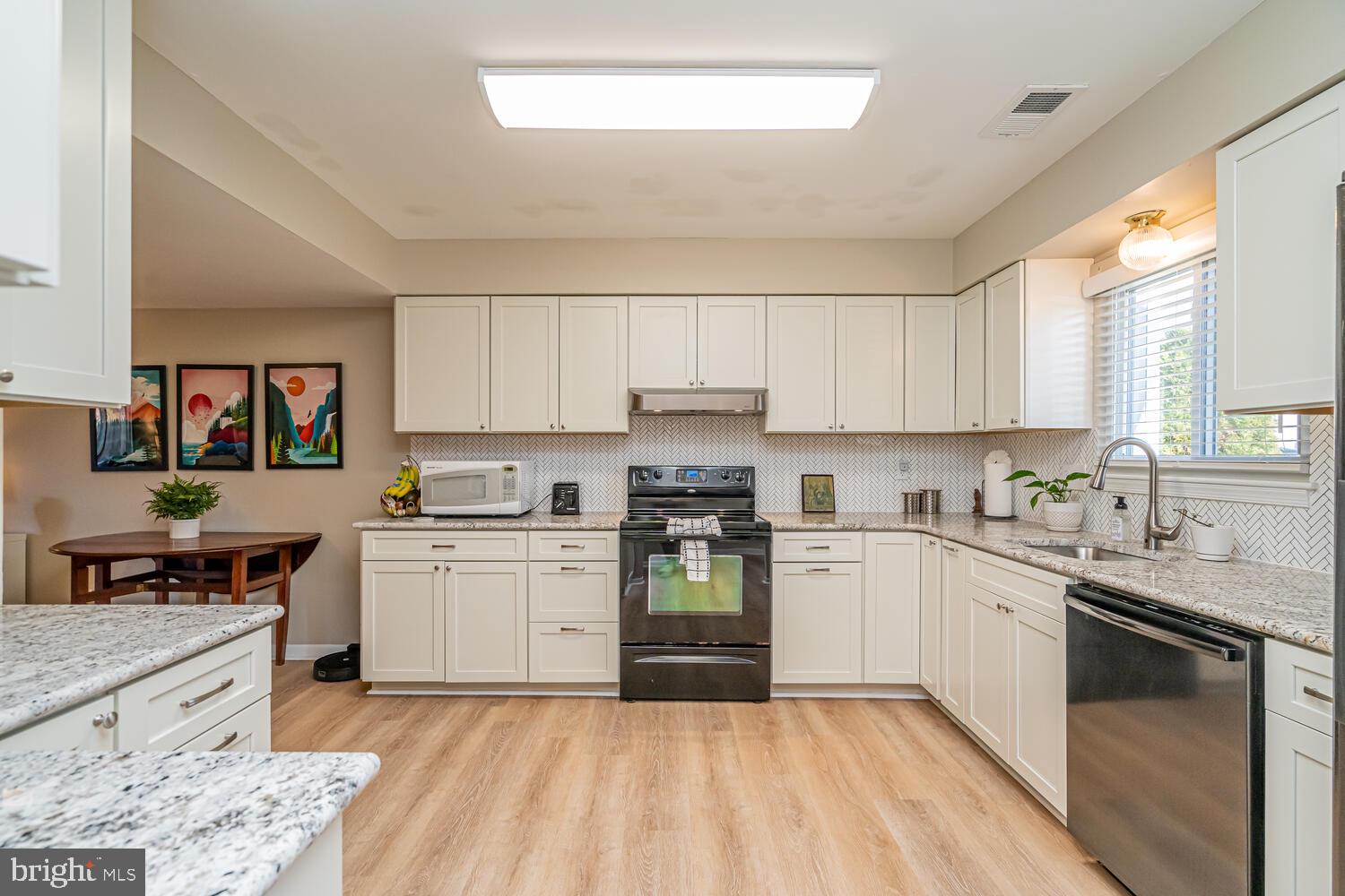 CAVALIER PARK - Residential