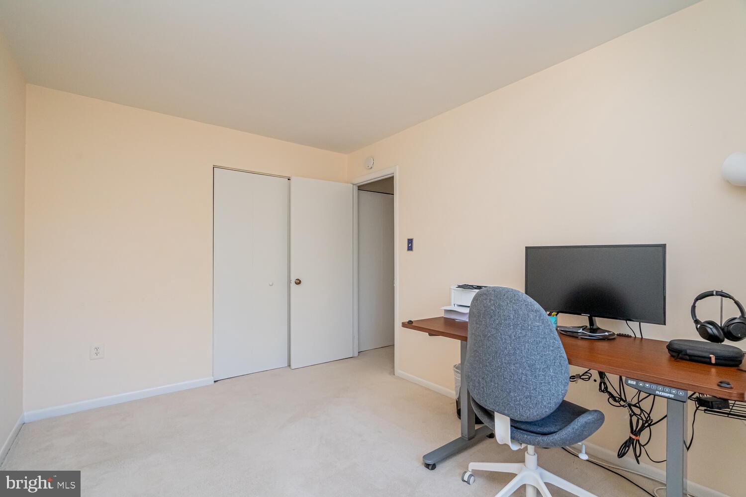 CAVALIER PARK - Residential