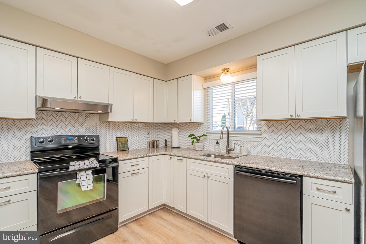 CAVALIER PARK - Residential