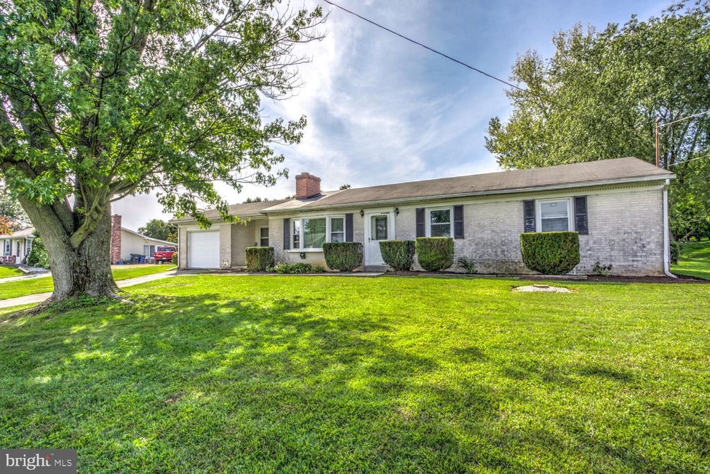 Photo of 1134 Simmontown Road, Gap, PA 17527 (MLS # PALA2042440)