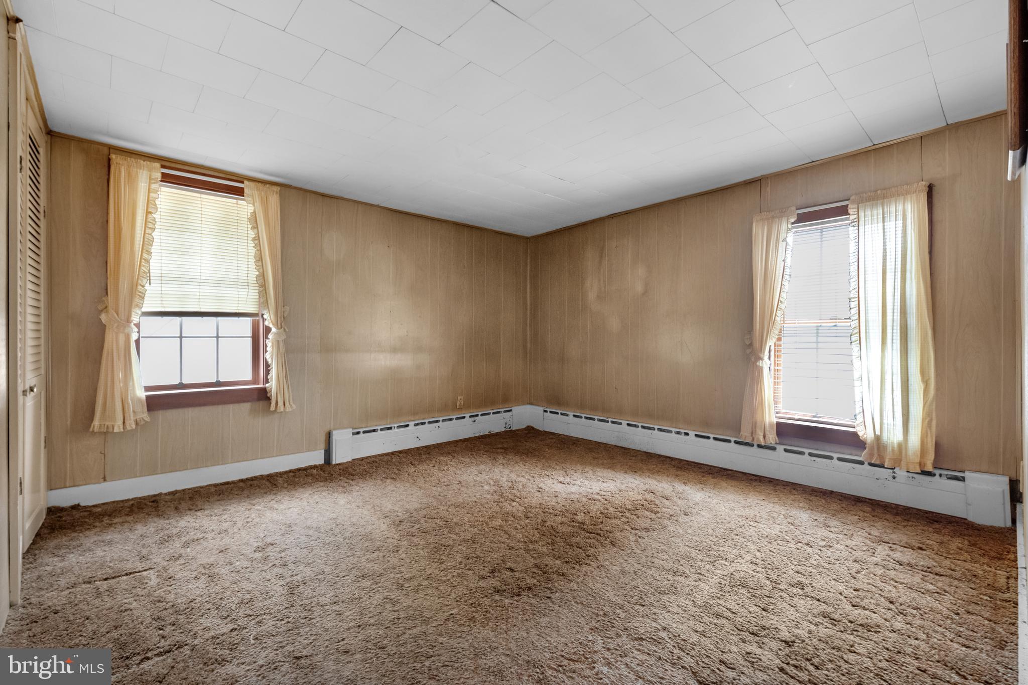 BARNESVILLE - Residential