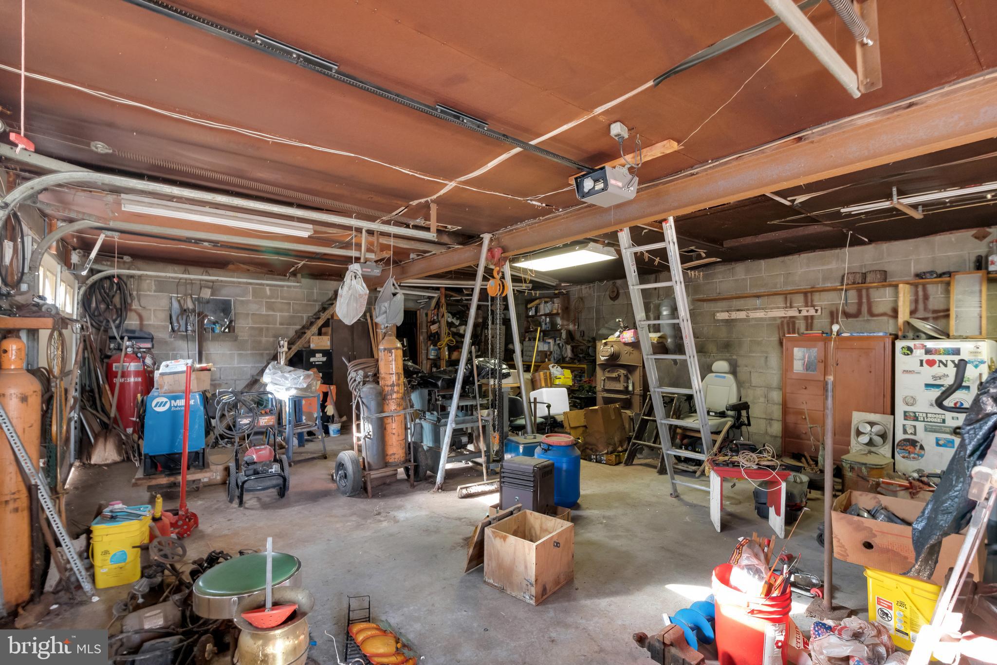 BARNESVILLE - Residential