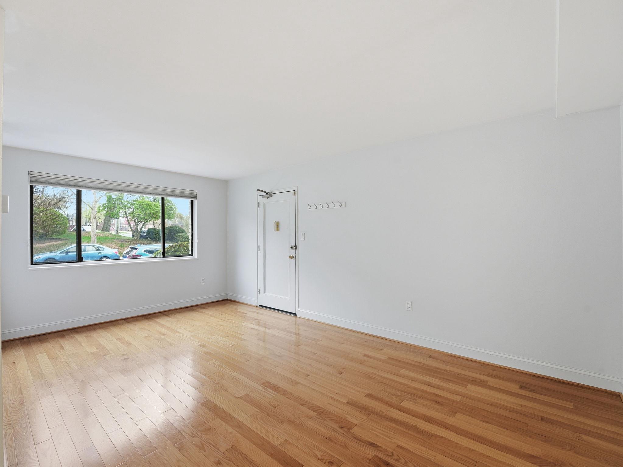 3835 DAVIS PLACE NW 2