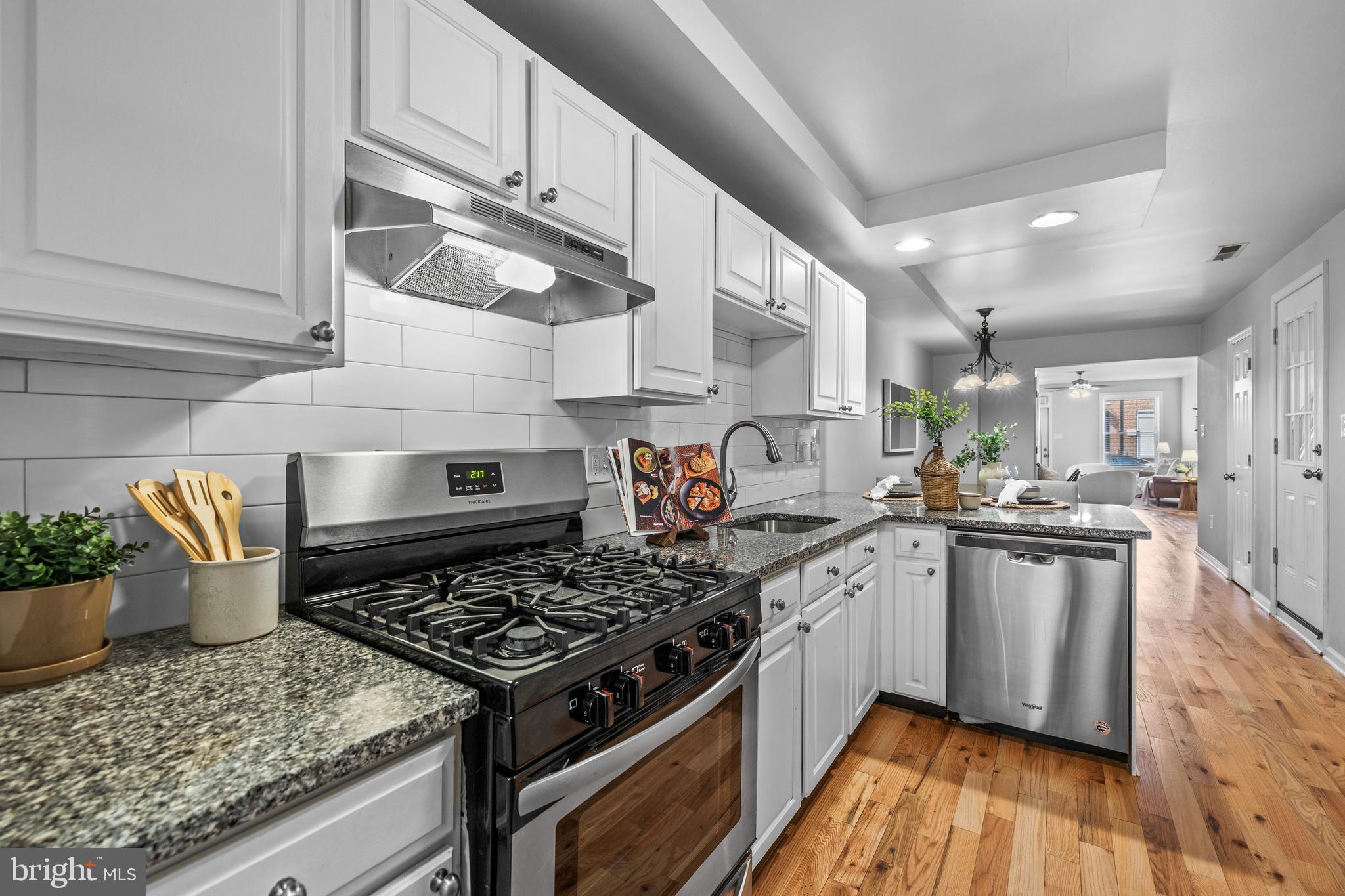 CANTON - Residential