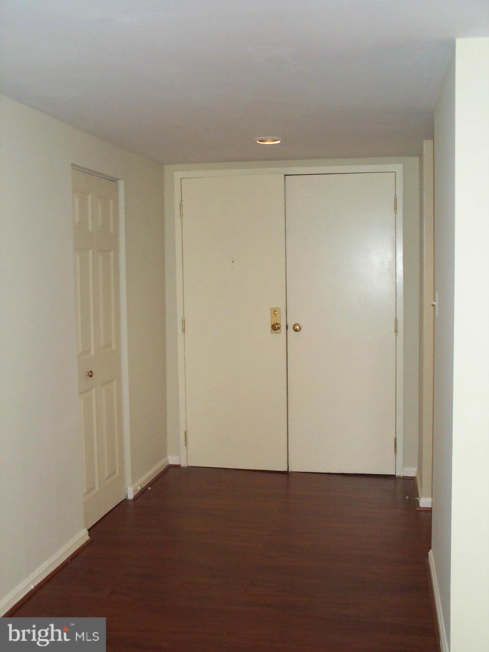 ROLAND PARK - Residential Lease