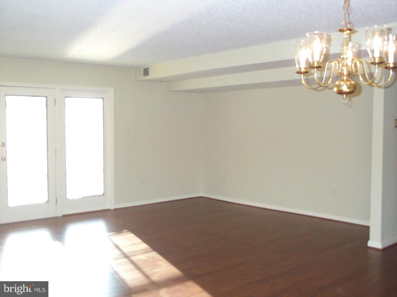 ROLAND PARK - Residential Lease