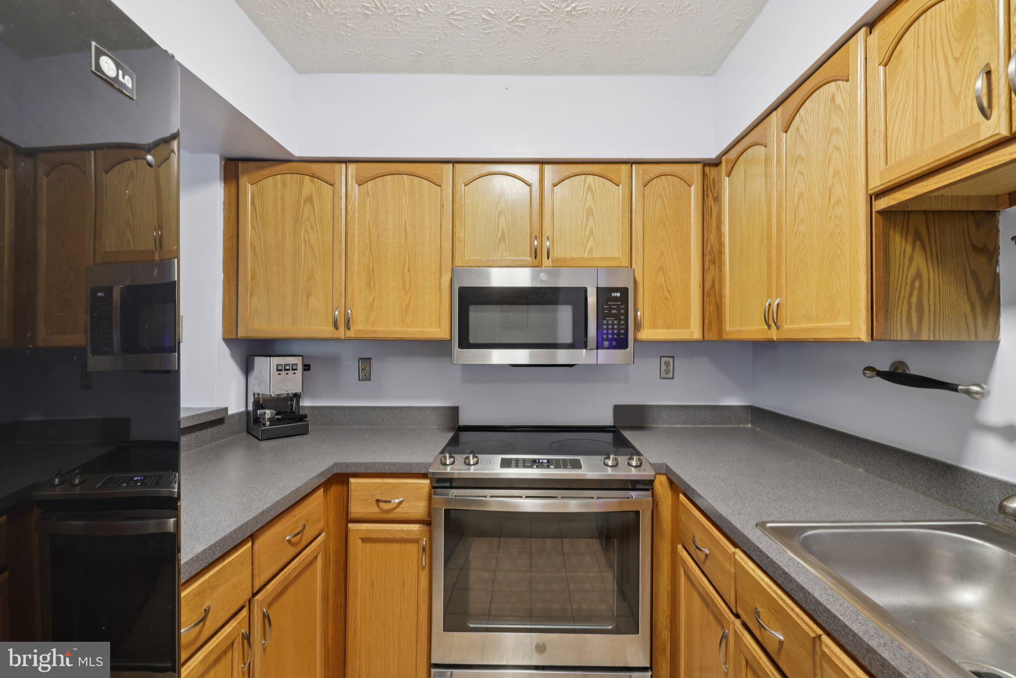 VILLAGE OF KINGS CONTRIVANCE - Residential