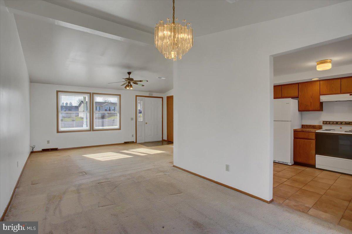 WILDFLOWER CREEK ESTATES - Residential