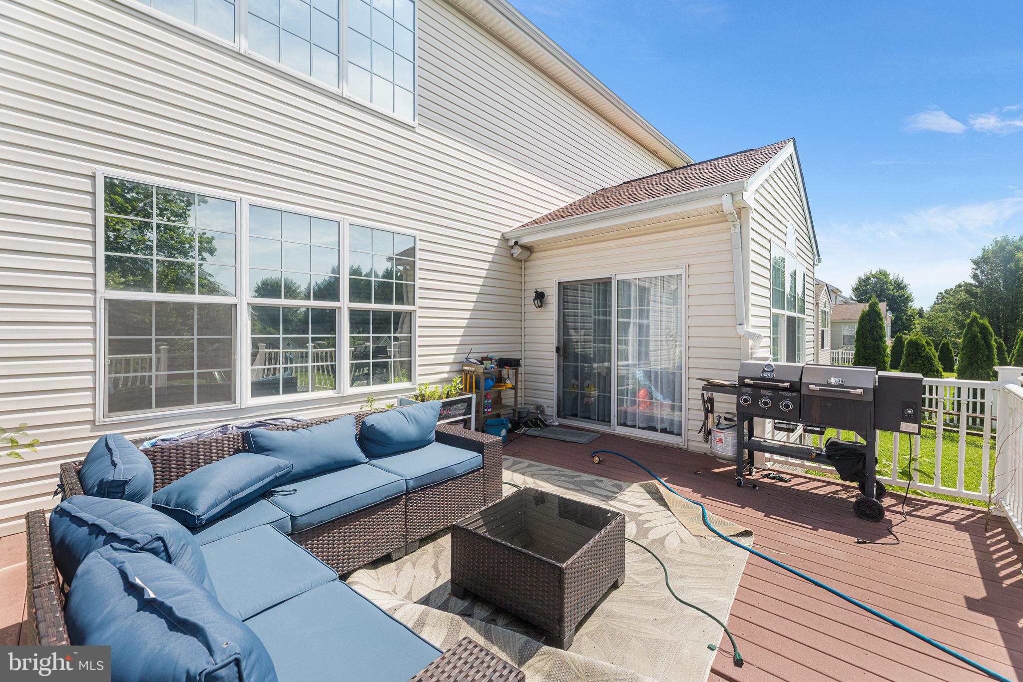 1082 W BIRDIE LANE