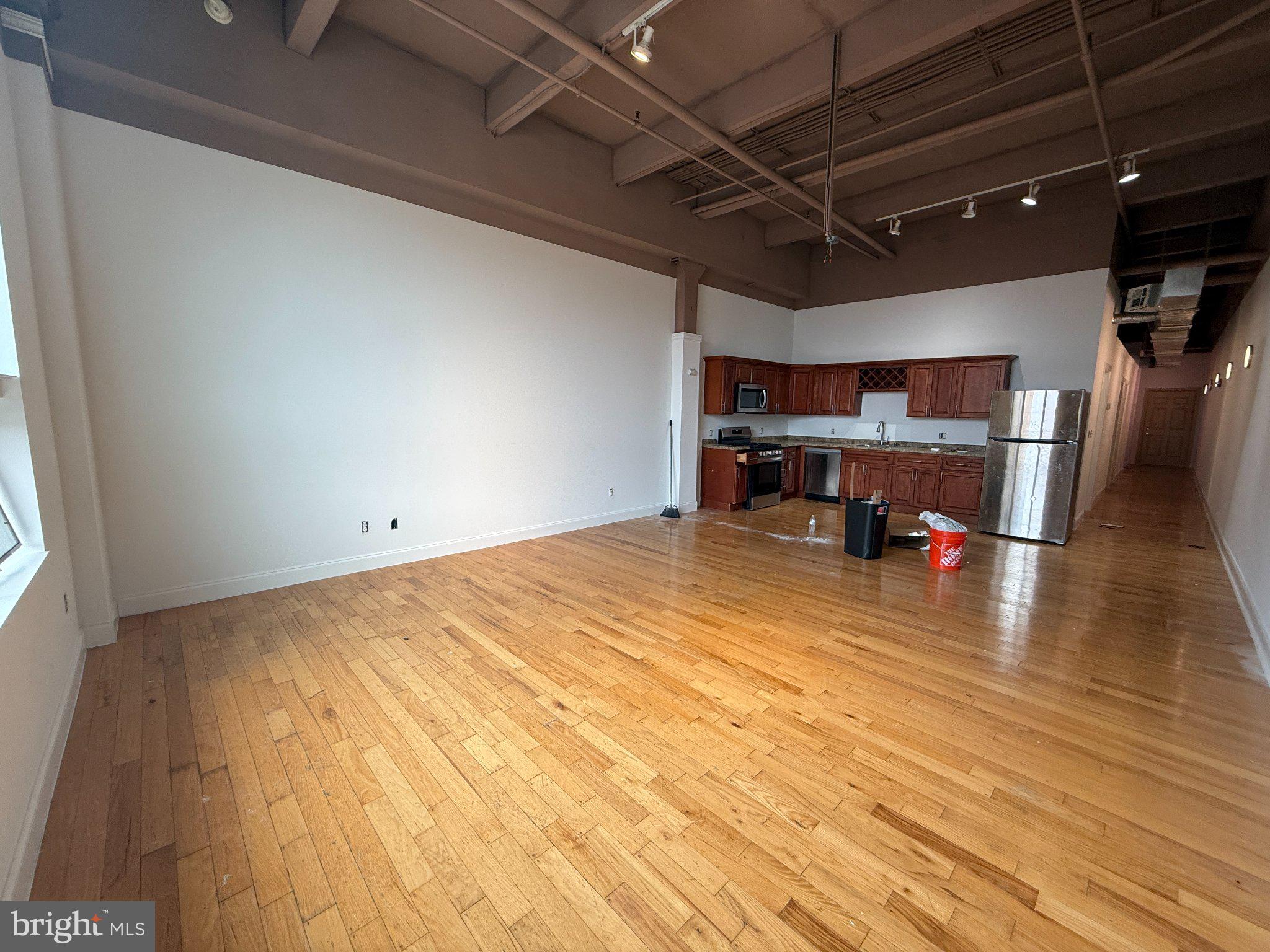 3560 SEPVIVA STREET 62 211