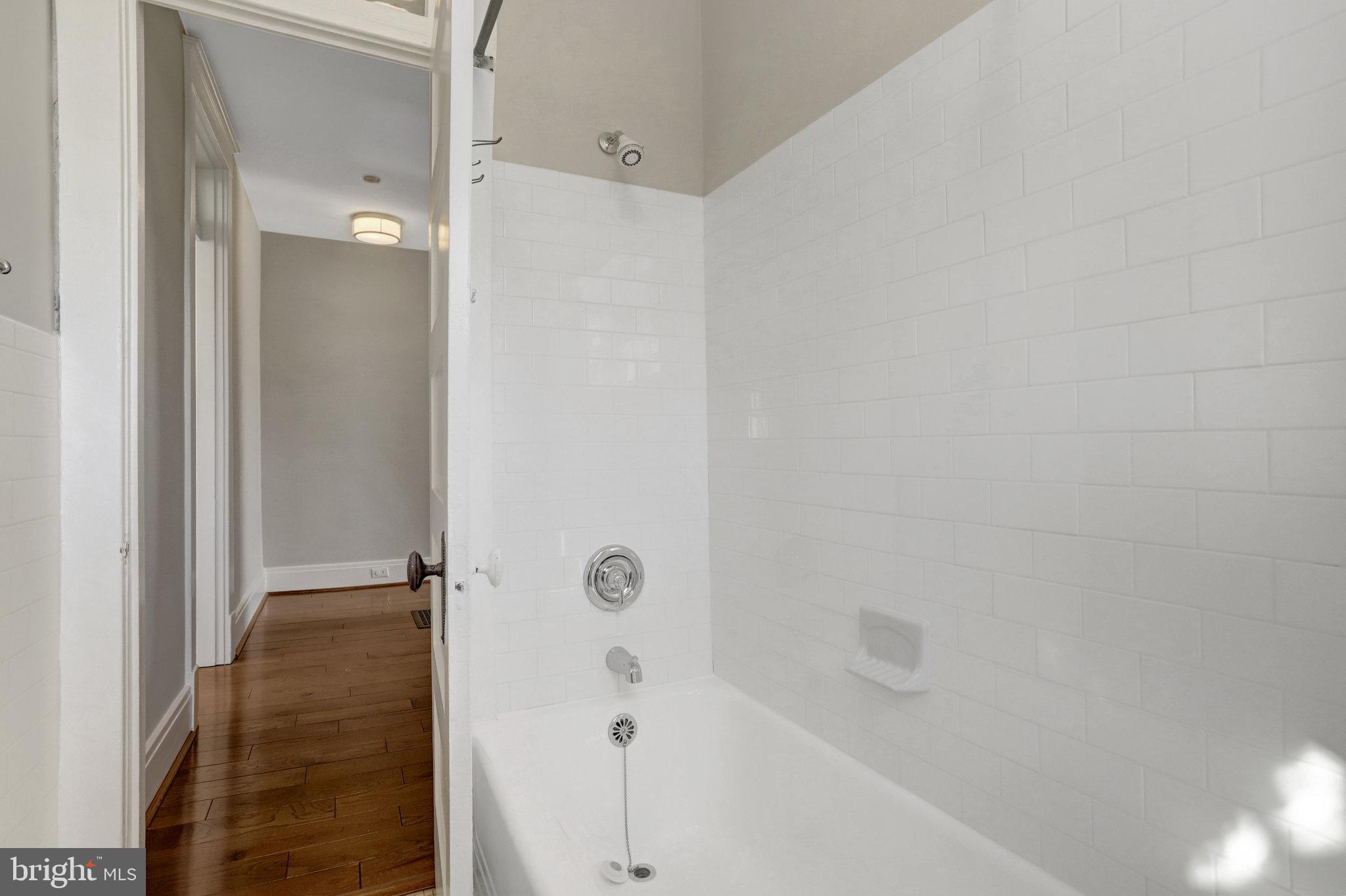 ROSEMONT PARK - Residential