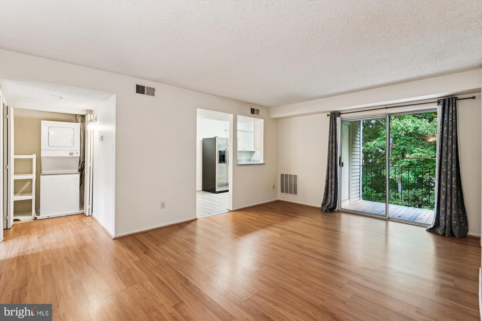 SECOND ANTIETAM - Residential Lease