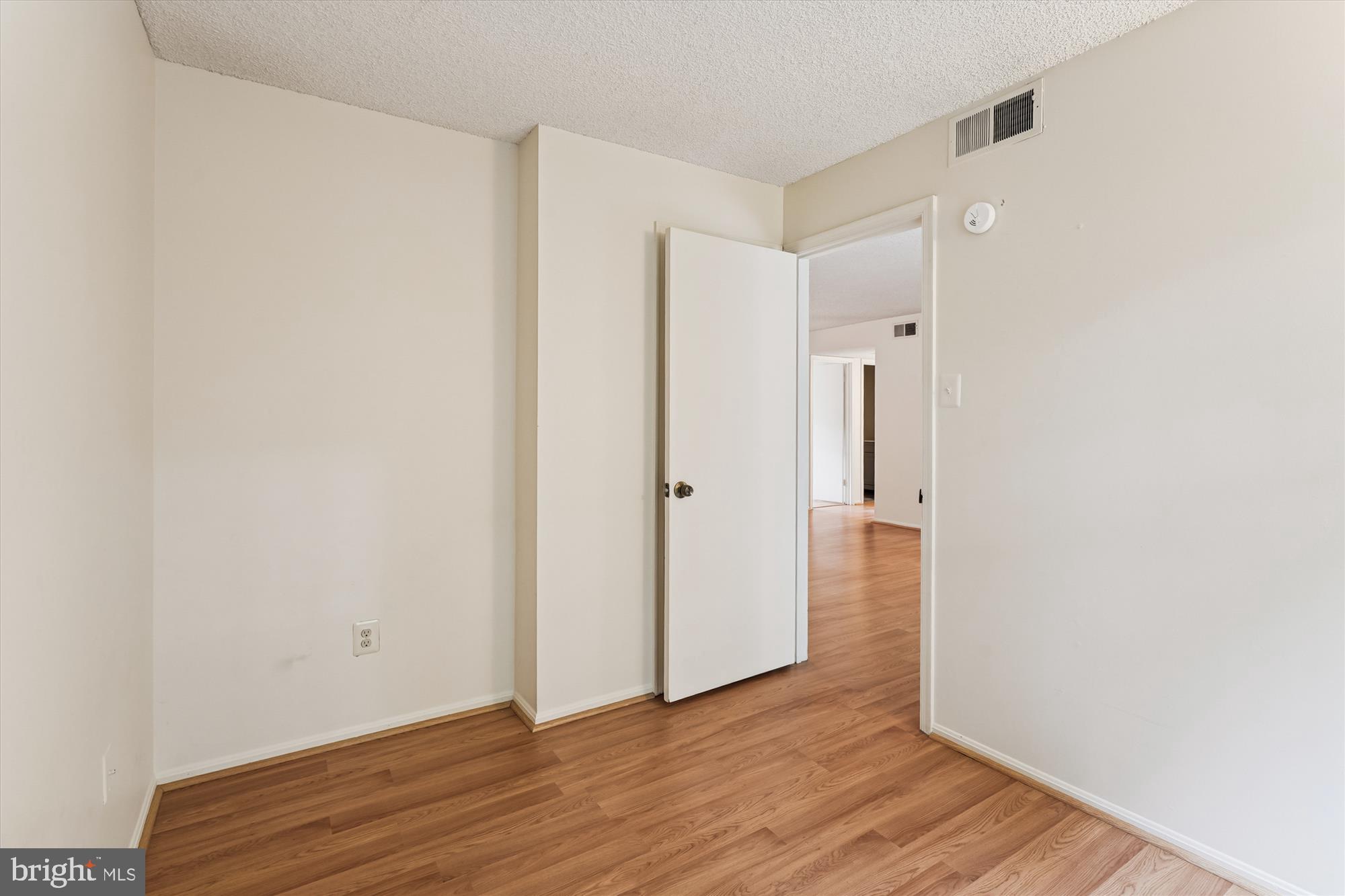 SECOND ANTIETAM - Residential Lease