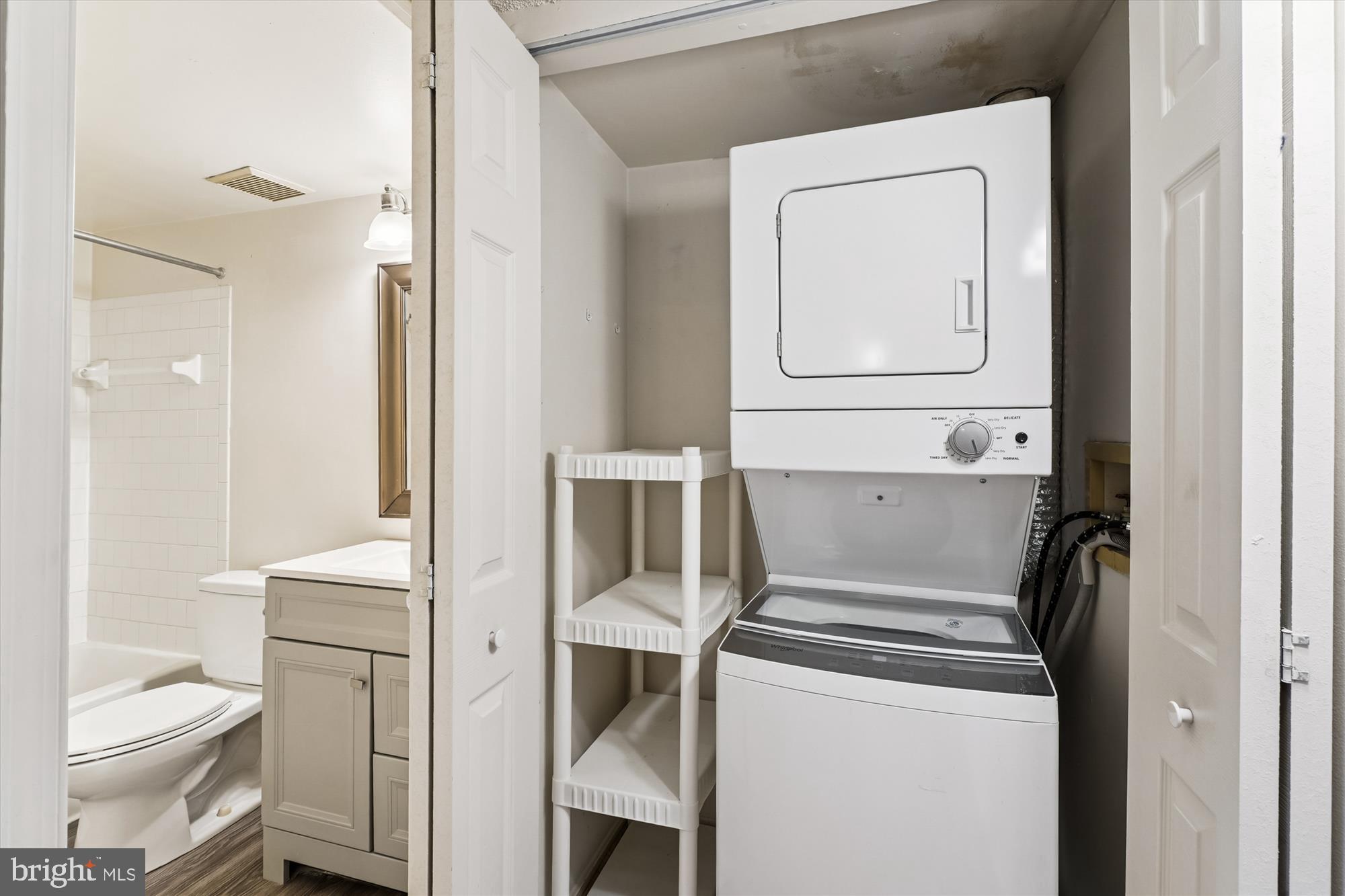 SECOND ANTIETAM - Residential Lease