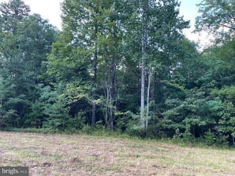 Vacant Land For Sale - 17464 Executive Lane<br/> CULPEPER, VA 22701
