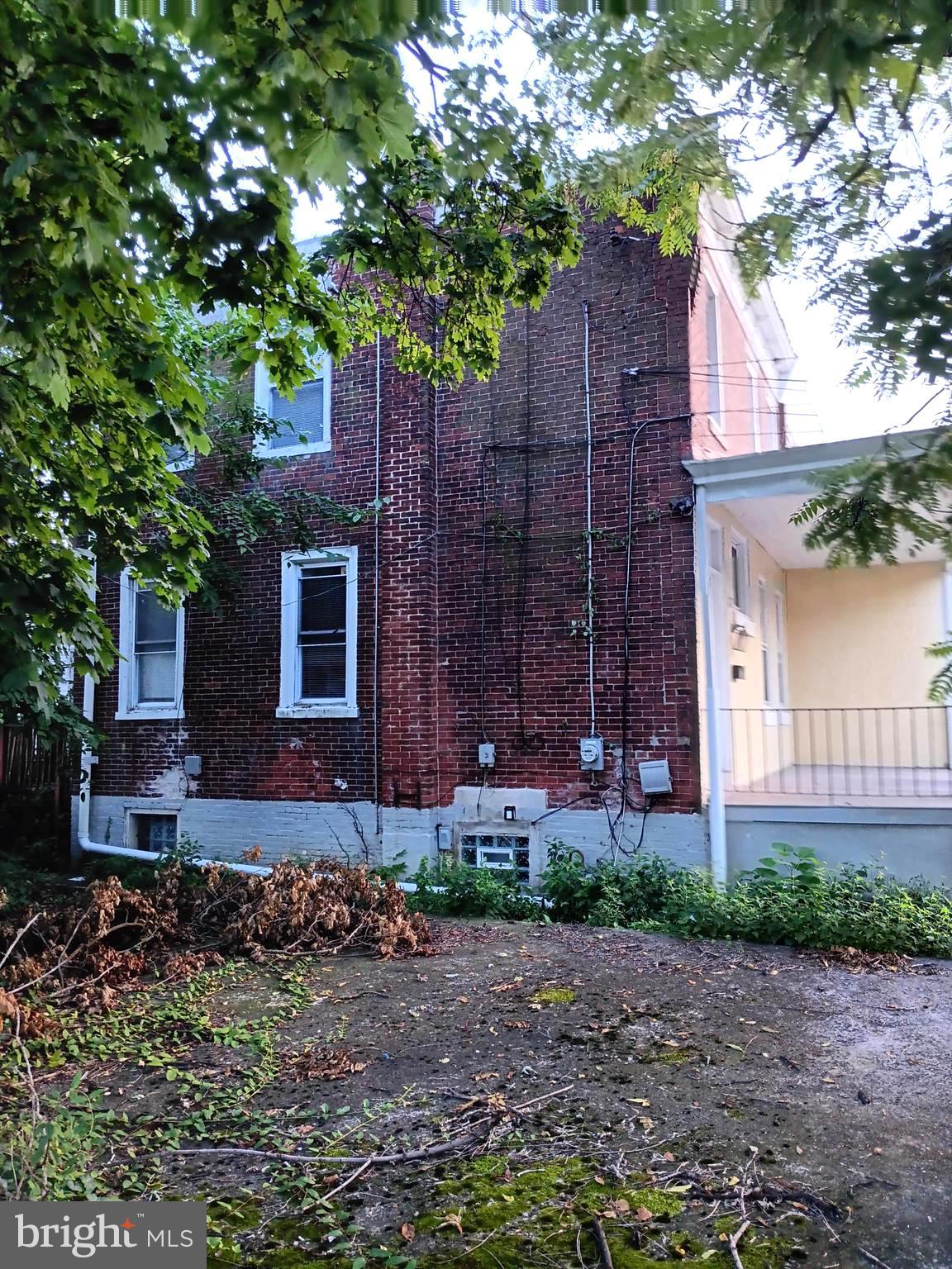 614 COLUMBIA AVENUE