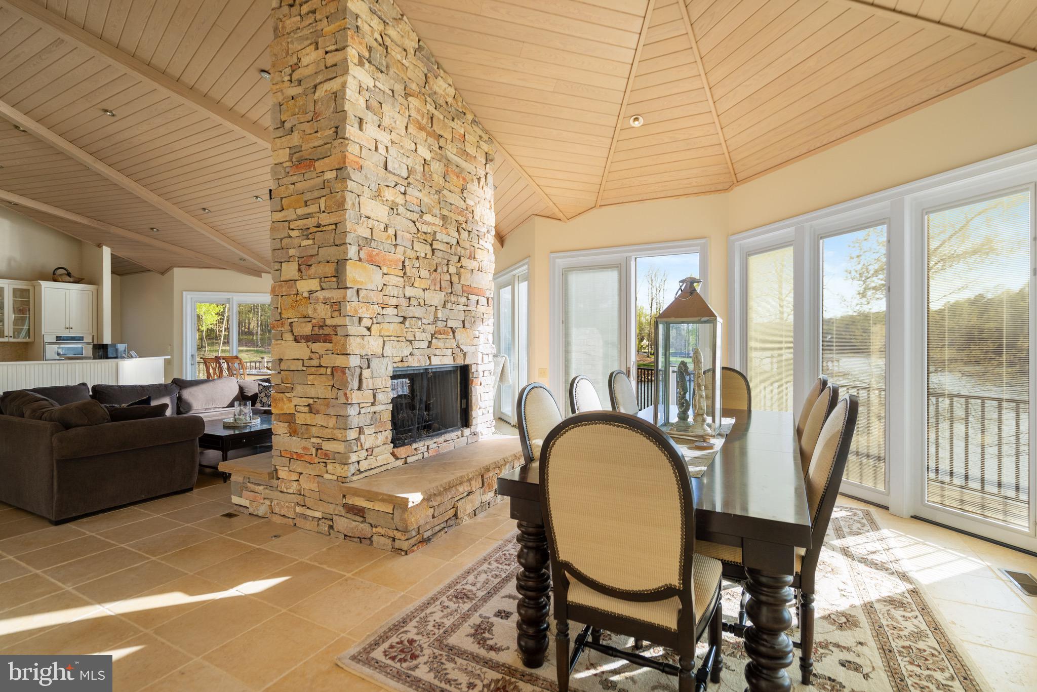 CUCKOOS NEST - Residential