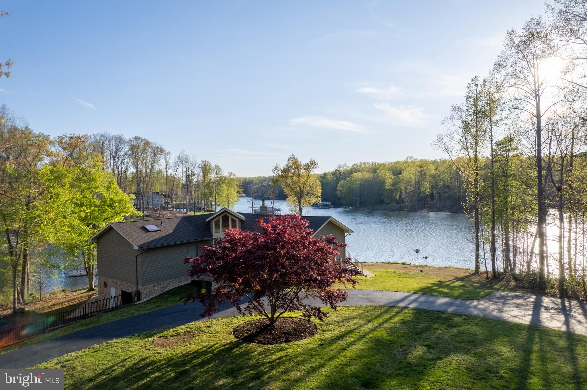 CUCKOOS NEST - Residential