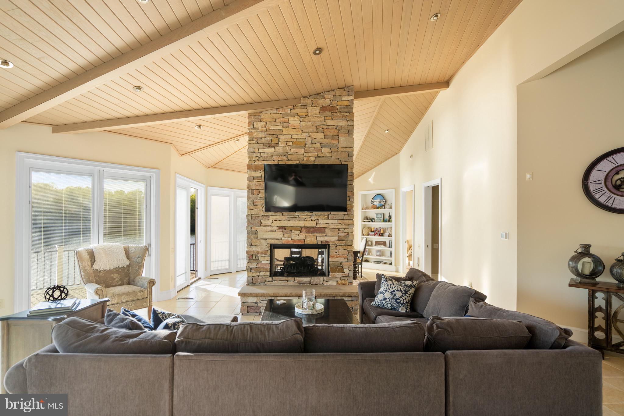 CUCKOOS NEST - Residential