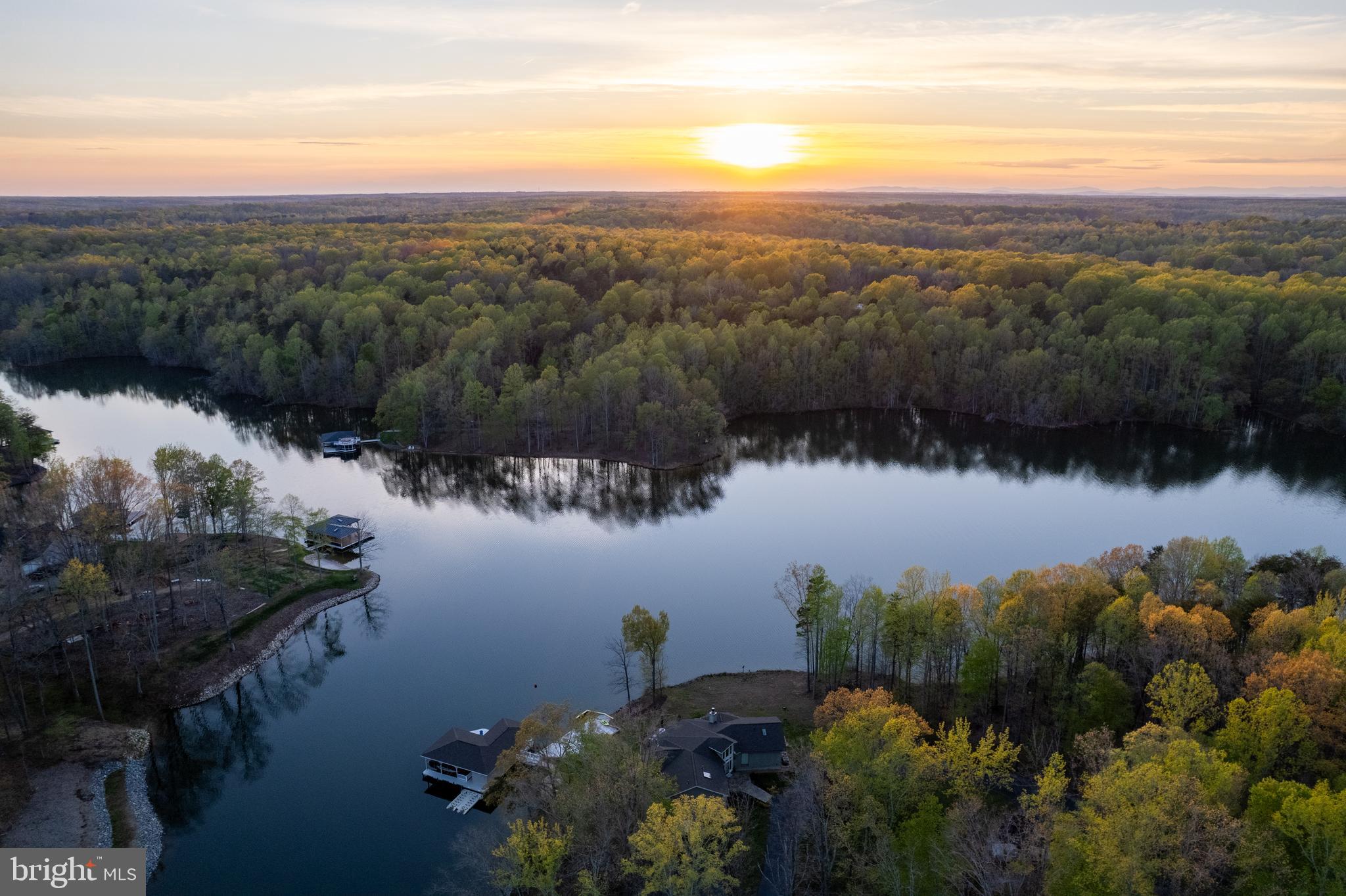 CUCKOOS NEST - Residential
