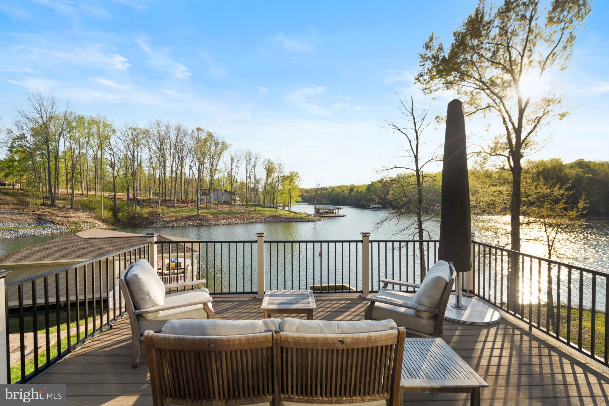 CUCKOOS NEST - Residential