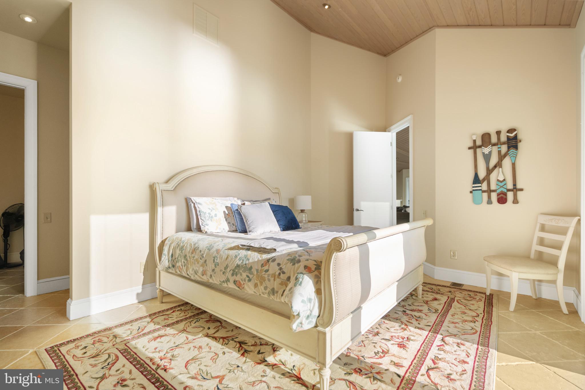 CUCKOOS NEST - Residential