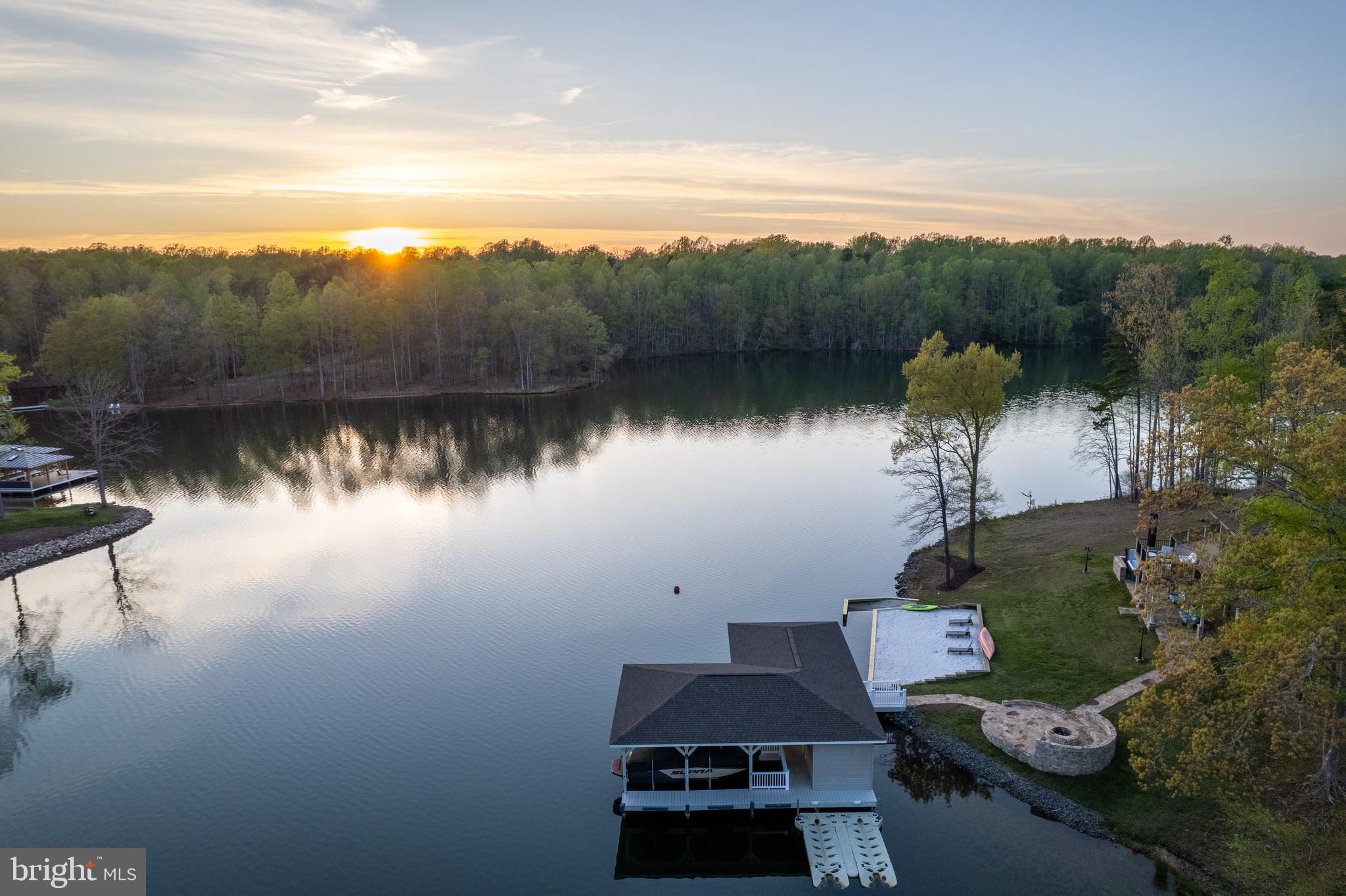 CUCKOOS NEST - Residential