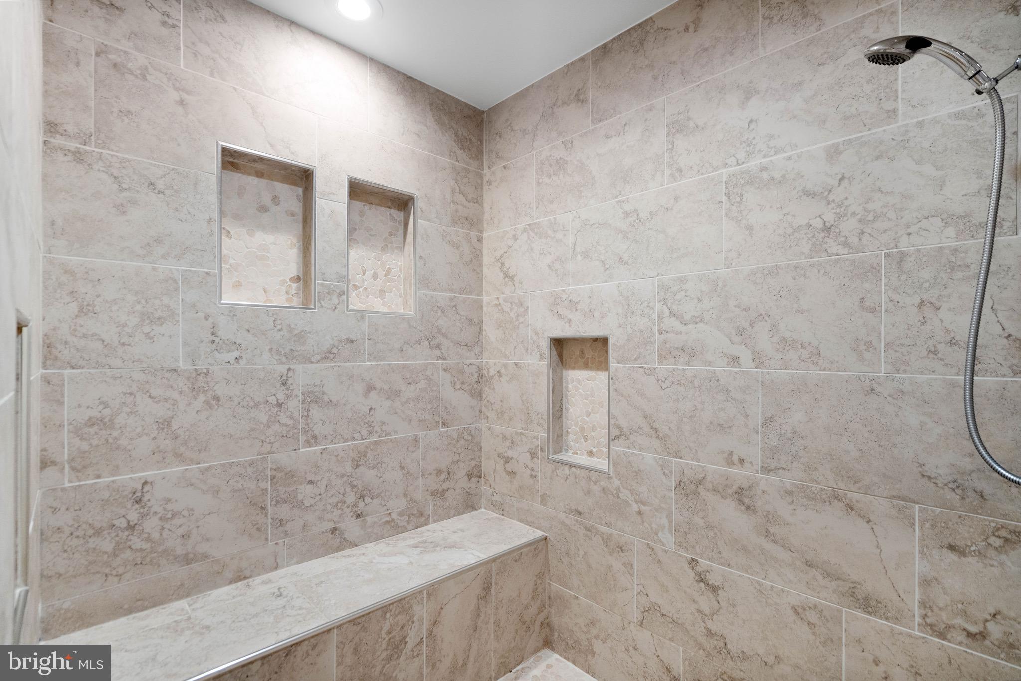 CUCKOOS NEST - Residential