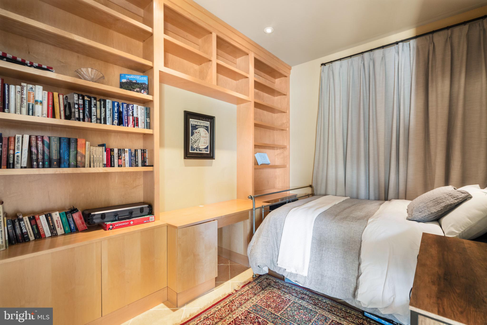 CUCKOOS NEST - Residential