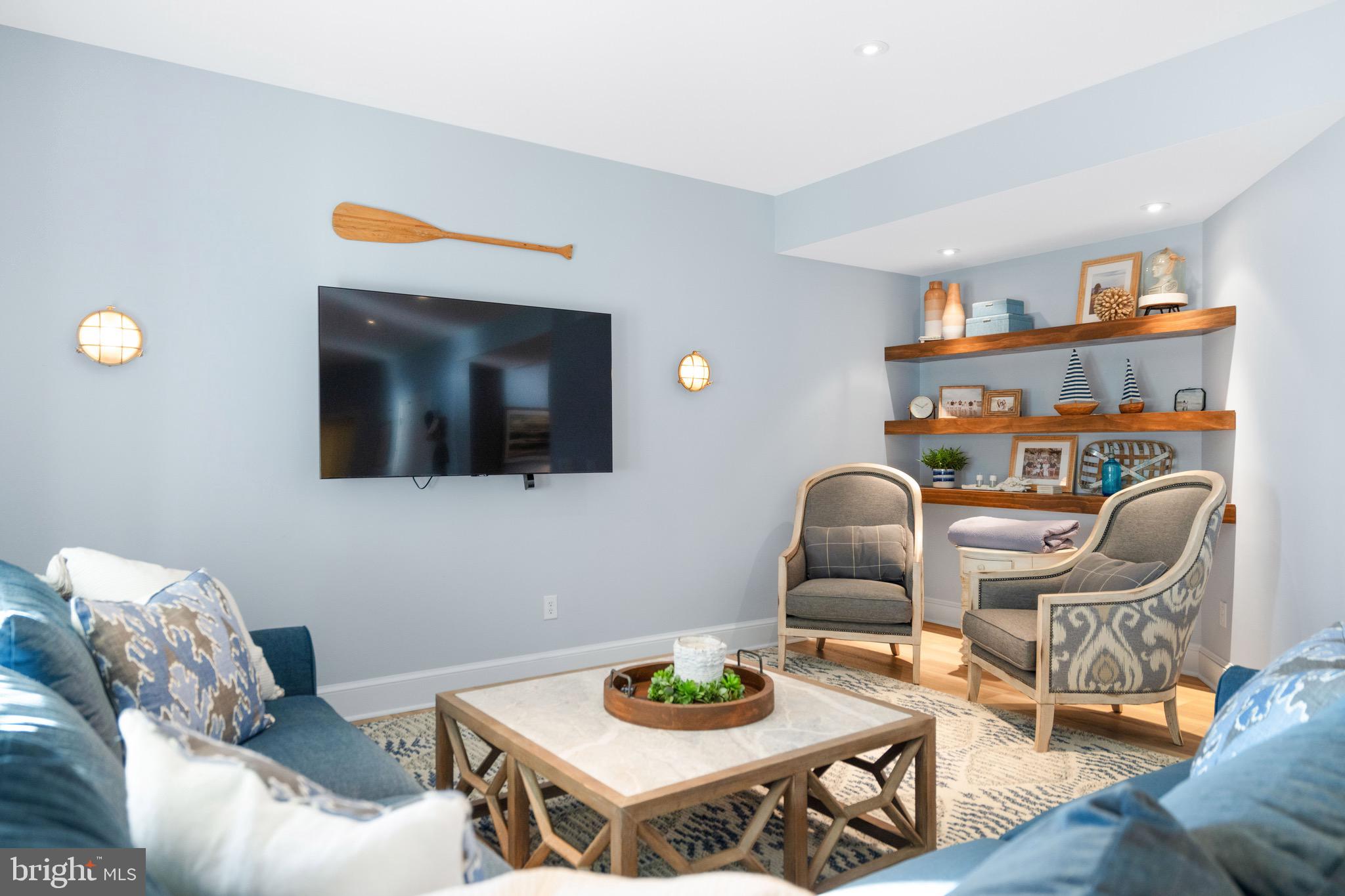 CUCKOOS NEST - Residential