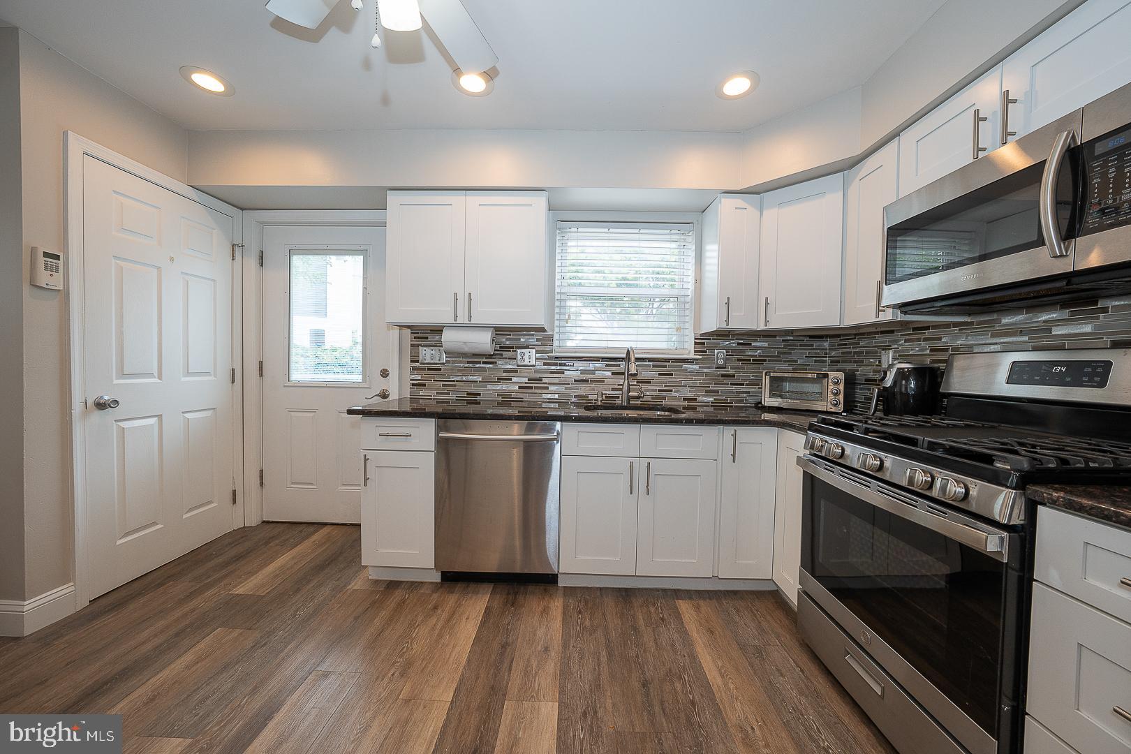 ART MUSEUM AREA - Residential