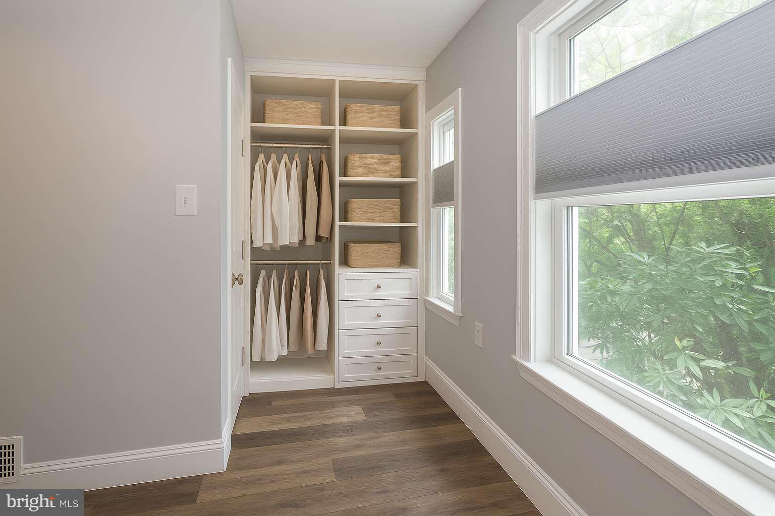 ART MUSEUM AREA - Residential